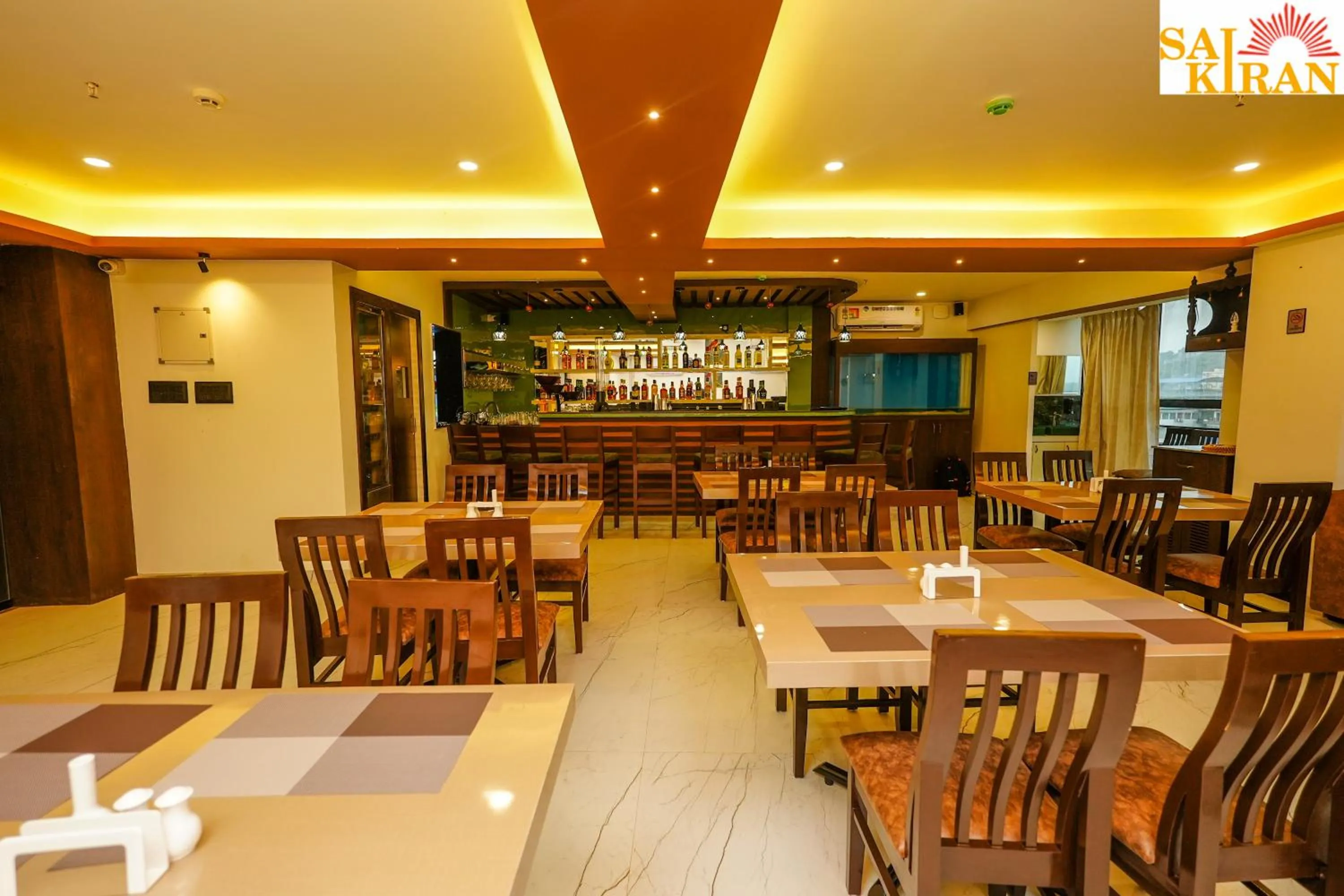 Restaurant/places to eat in Saikiran Hotel