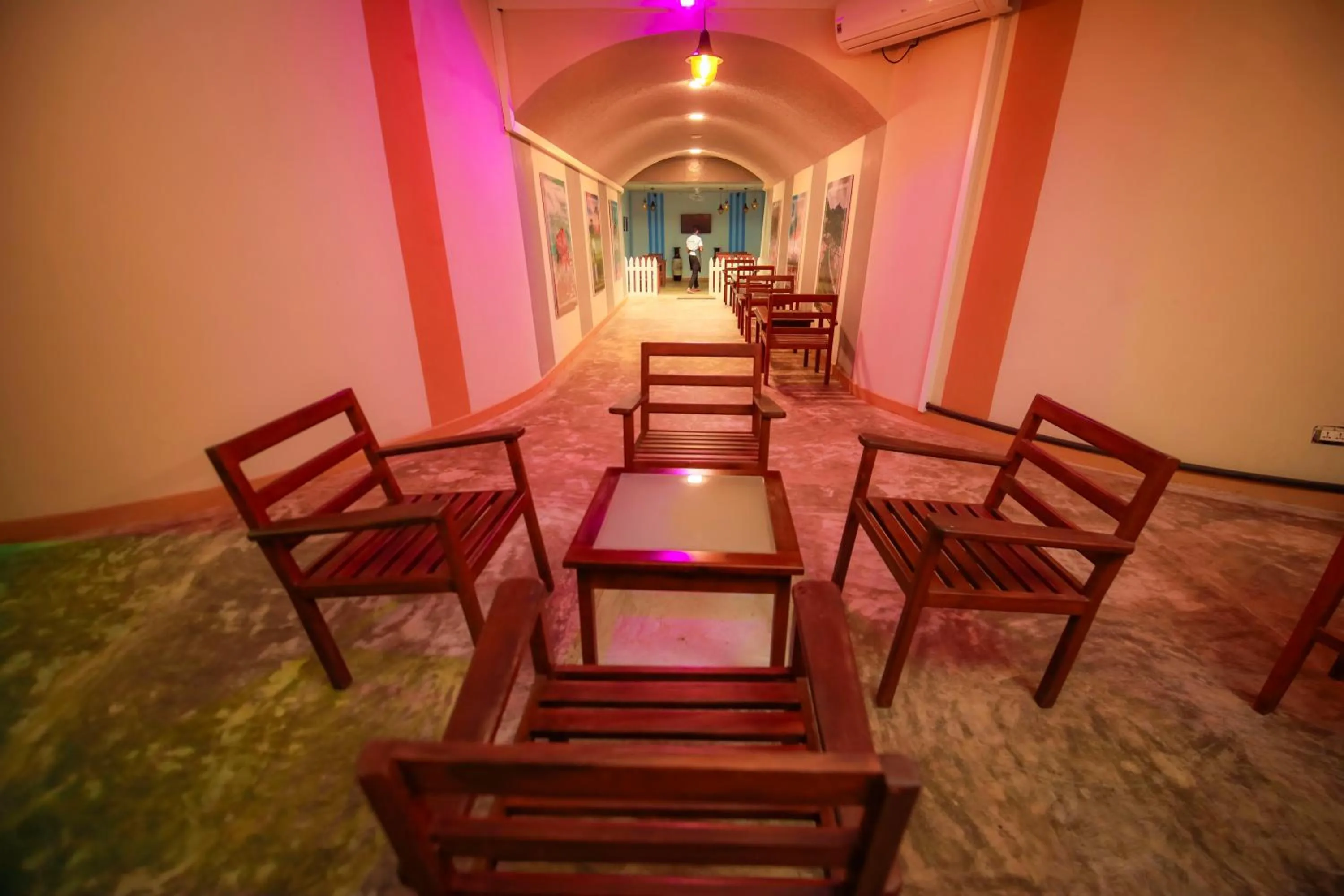 Restaurant/places to eat in Wisdom Boutique Resort