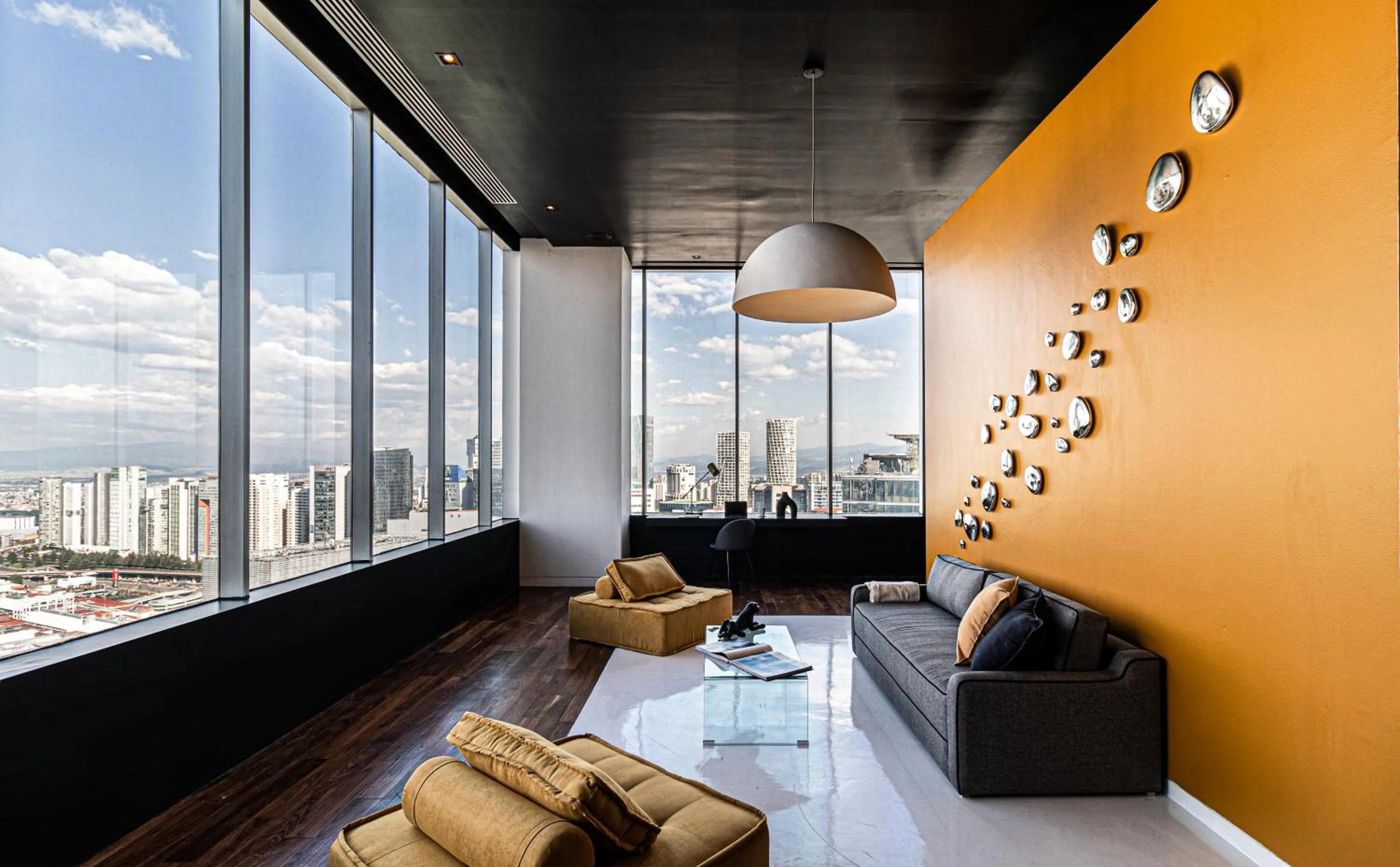 Living room in Kukun Escape Santa Fe