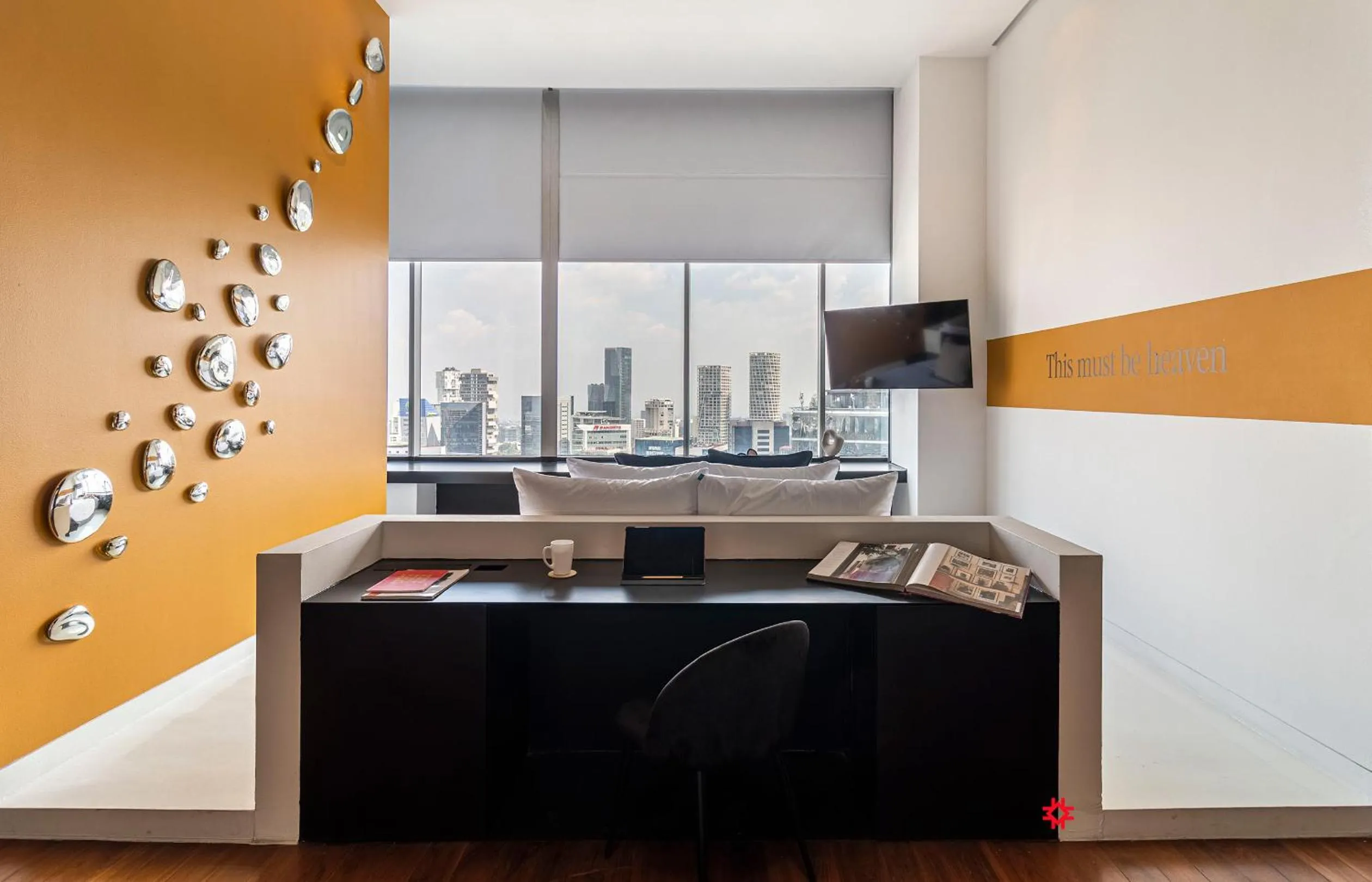 TV and multimedia in Kukun Escape Santa Fe