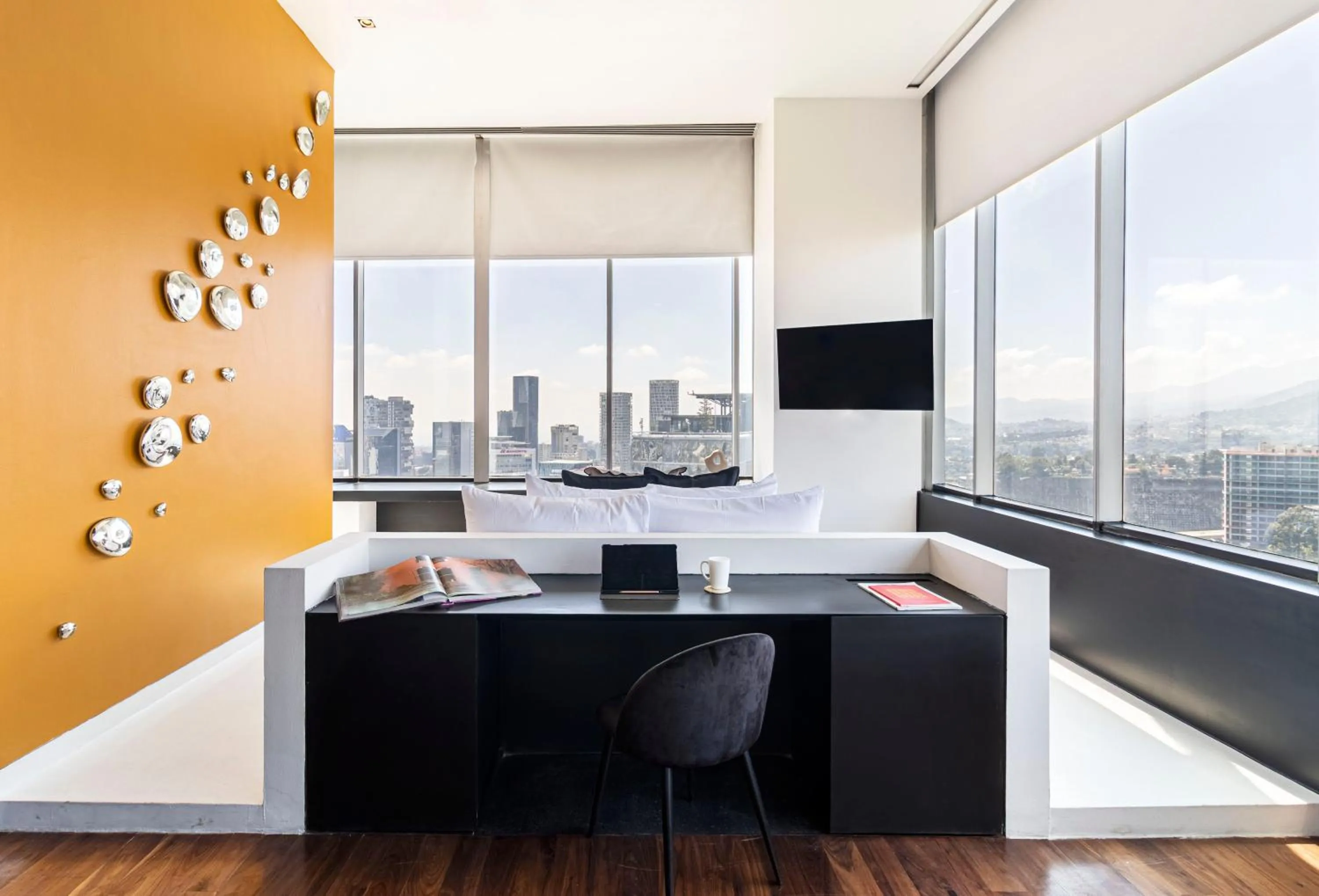 Seating area in Kukun Escape Santa Fe