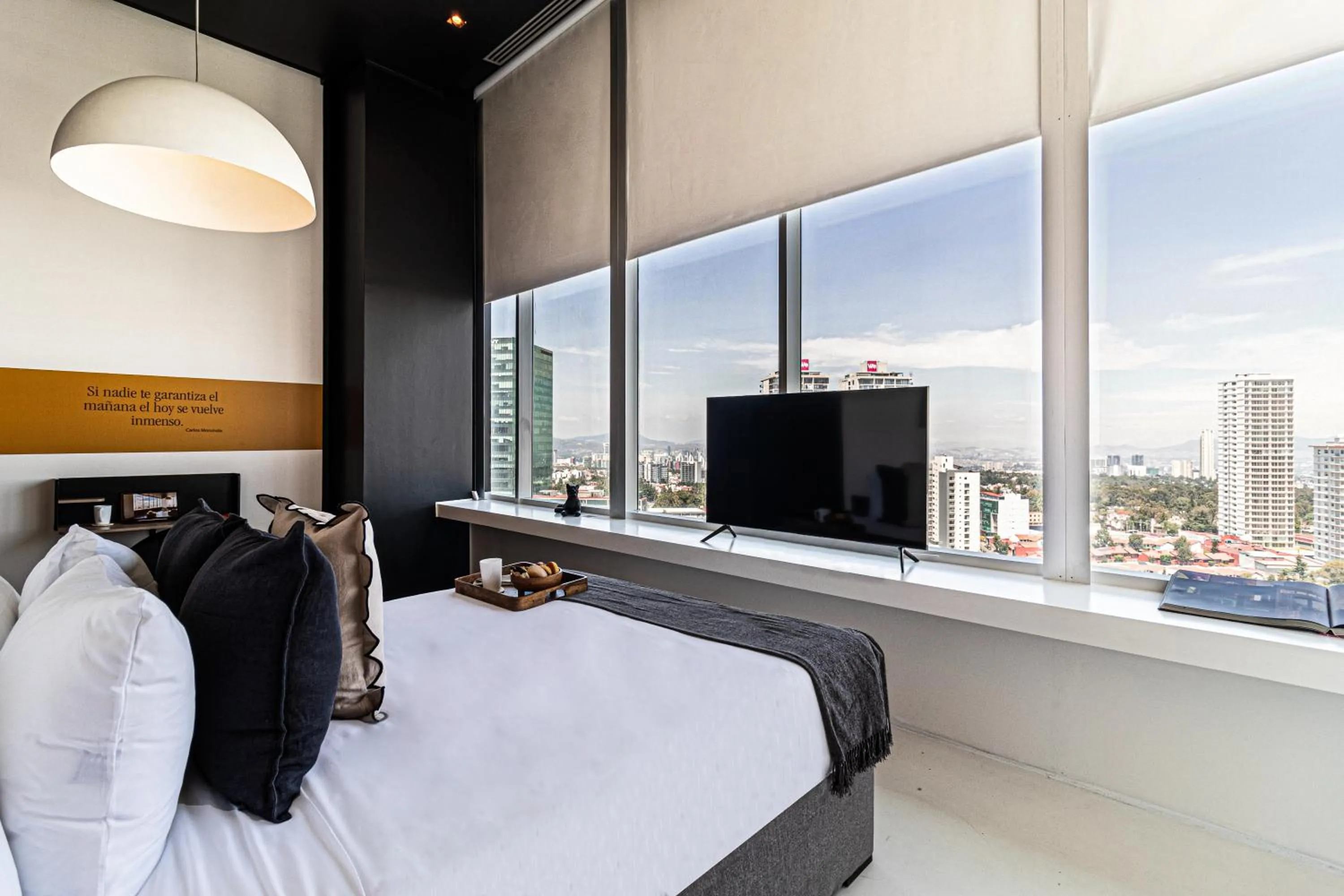 Photo of the whole room, Bed in Kukun Escape Santa Fe