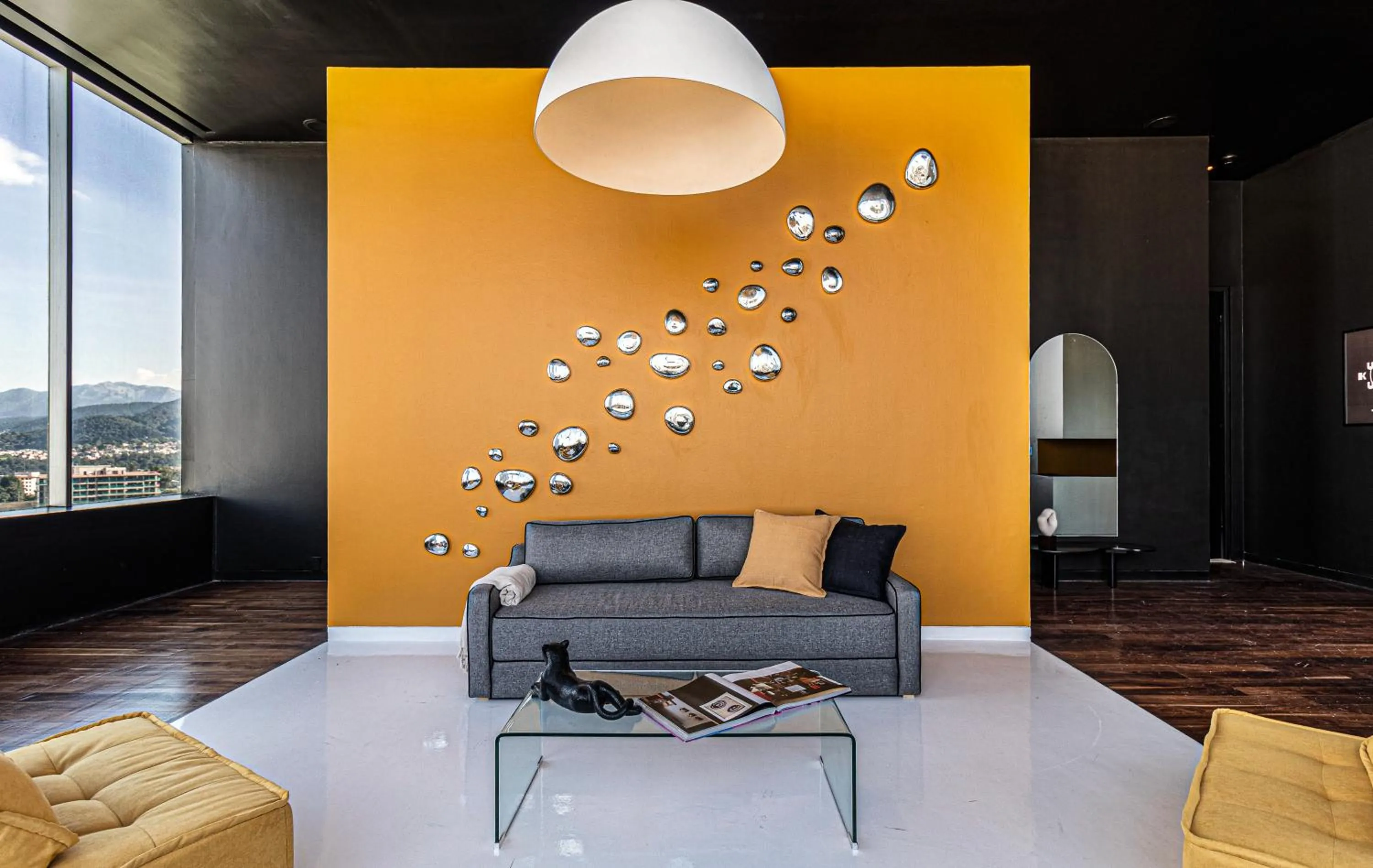 Living room in Kukun Escape Santa Fe