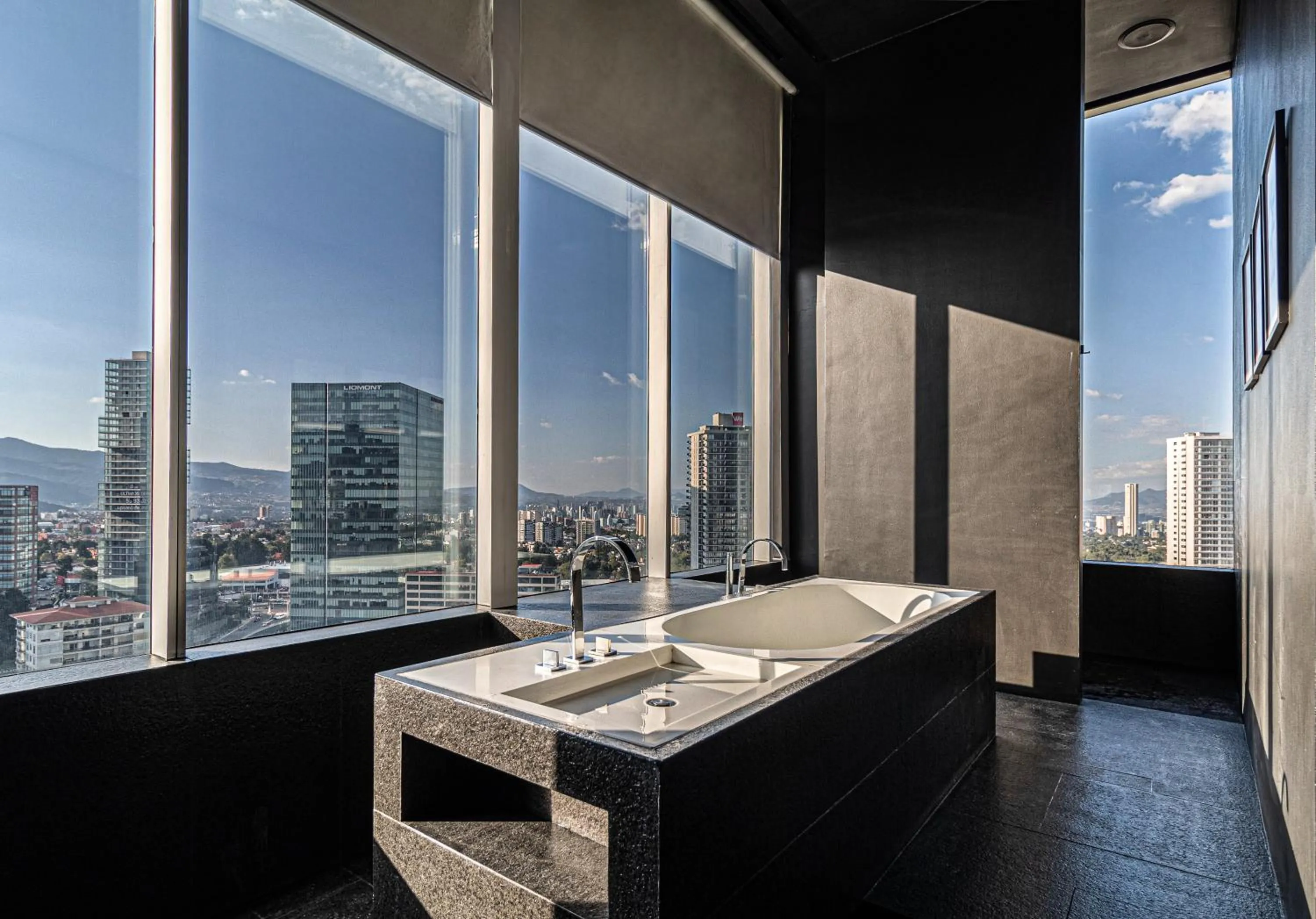 Bathroom in Kukun Escape Santa Fe