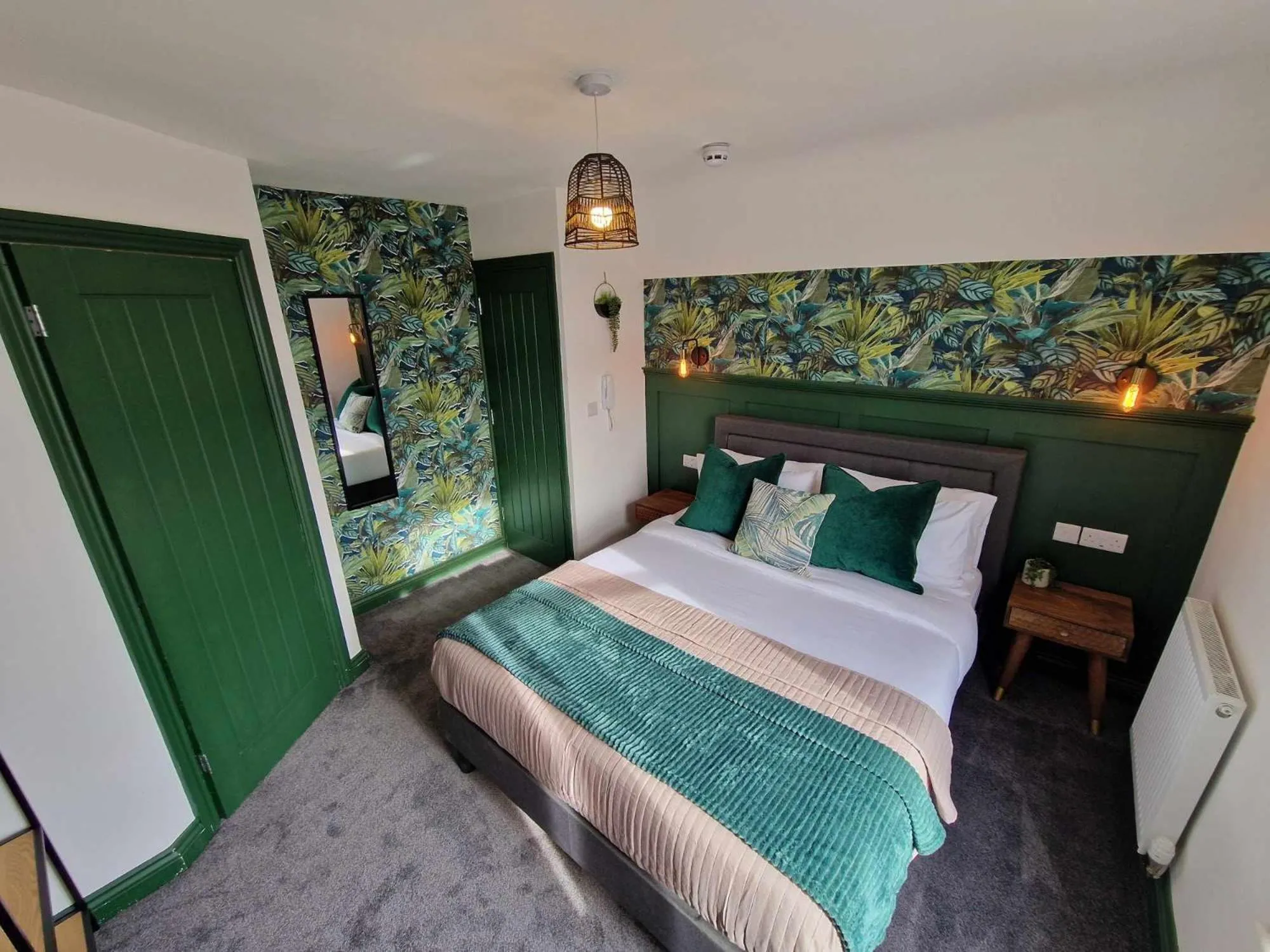 Bed in The Coastal Hideaway