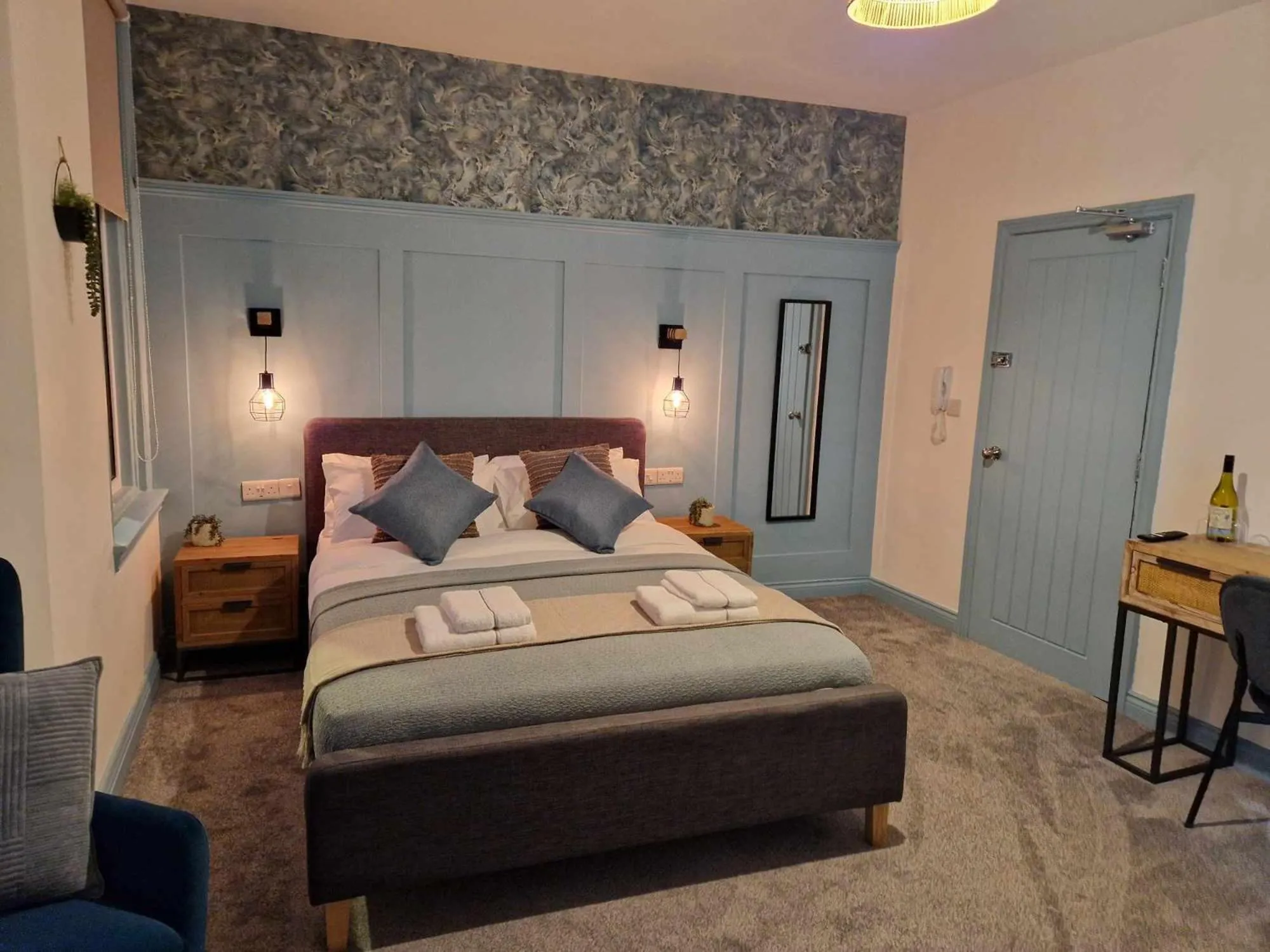 Bed in The Coastal Hideaway