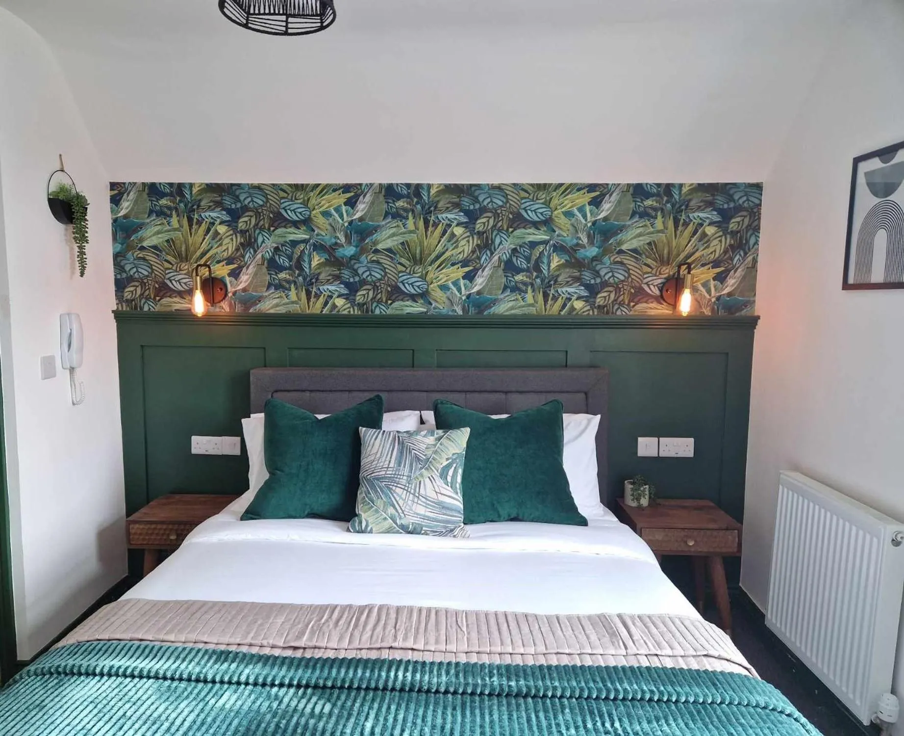 Bed in The Coastal Hideaway