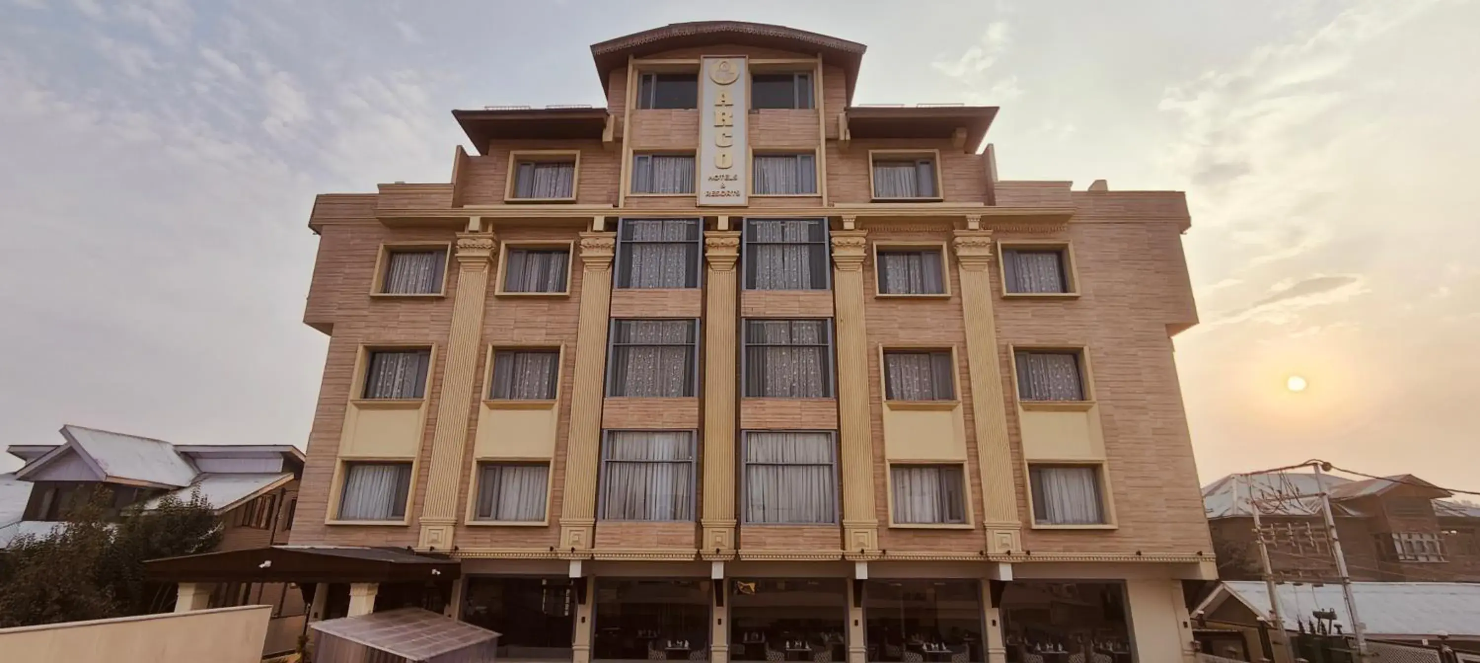 Property building in ARCO Hotels and Resorts Srinagar Property building in ARCO Hotels and Resorts Srinagar