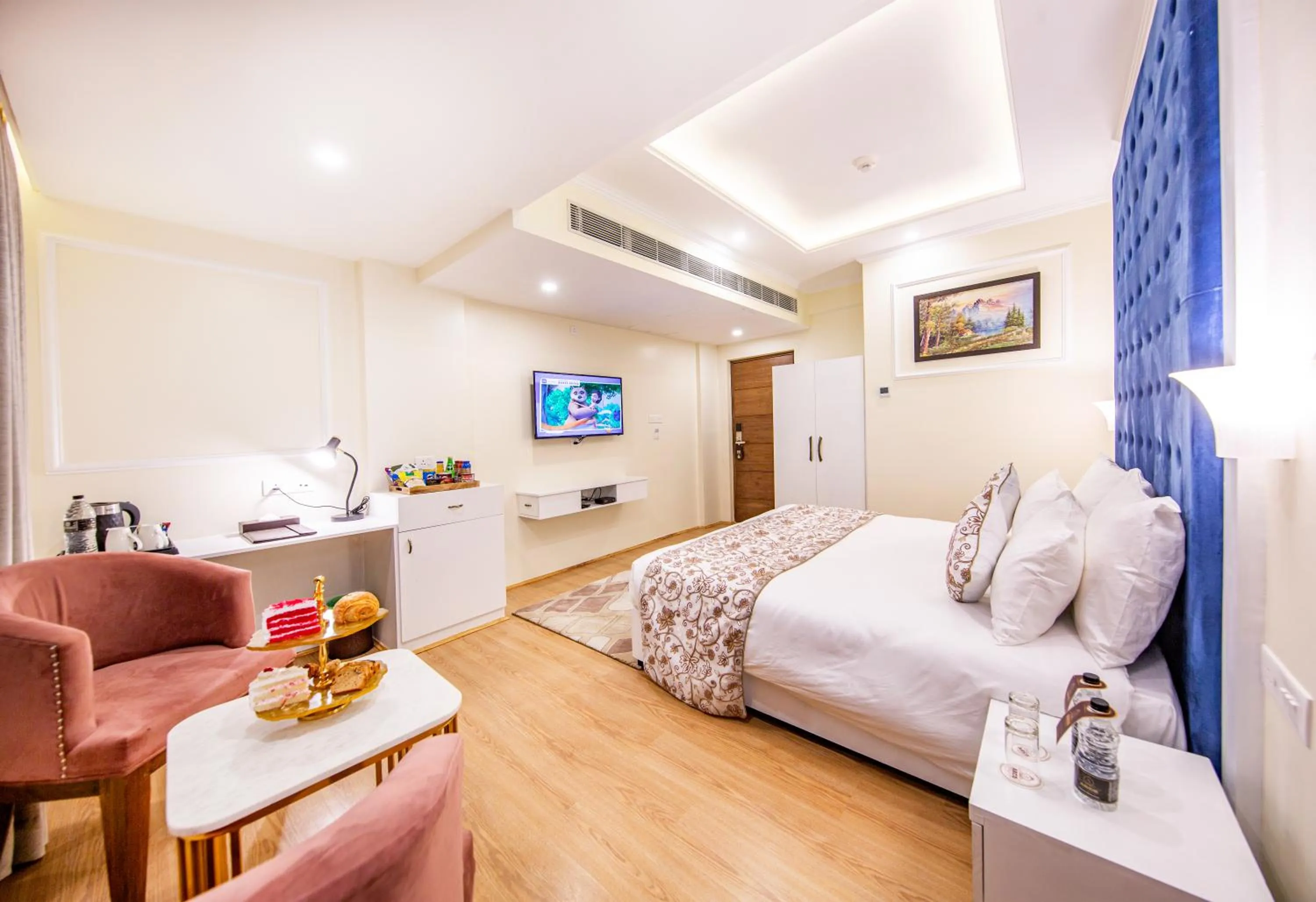 Photo of the whole room, Bed in ARCO Hotels and Resorts Srinagar