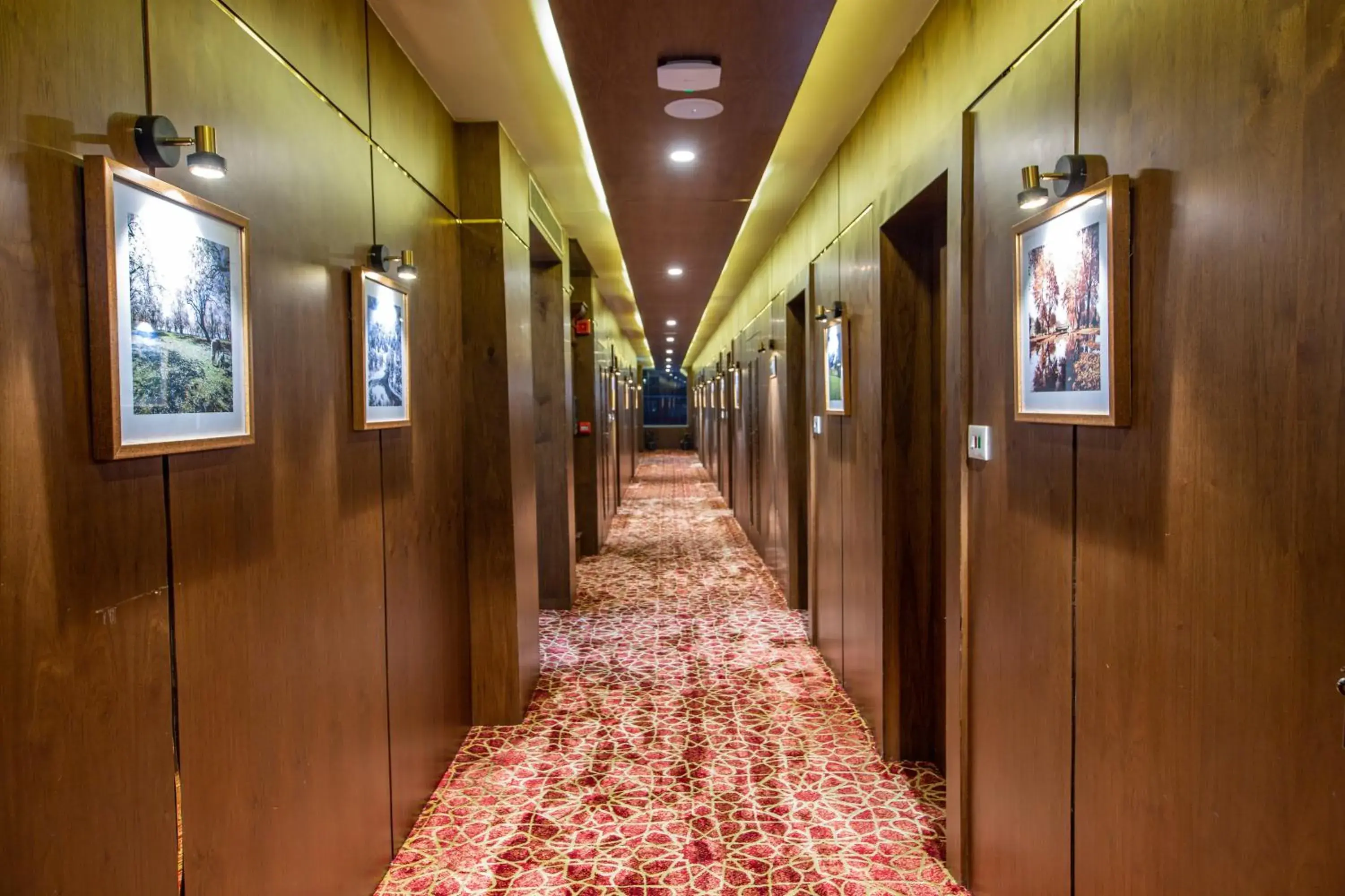 Property building in ARCO Hotels and Resorts Srinagar Property building in ARCO Hotels and Resorts Srinagar