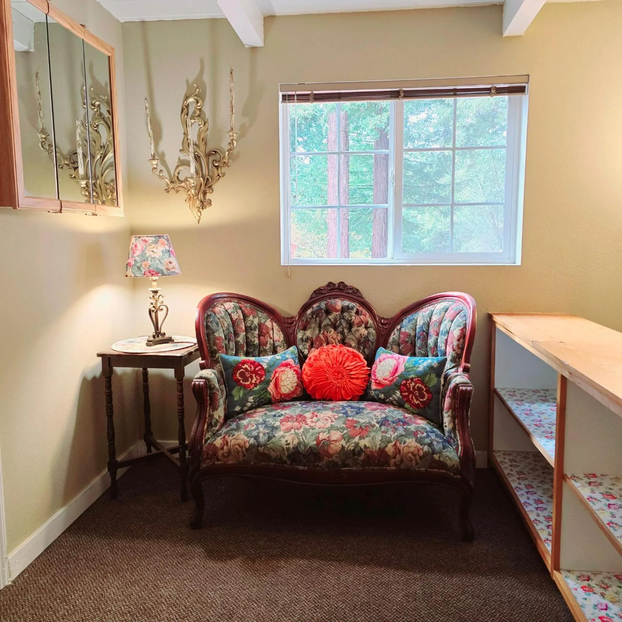 Photo of the whole room in Miranda Gardens Resort