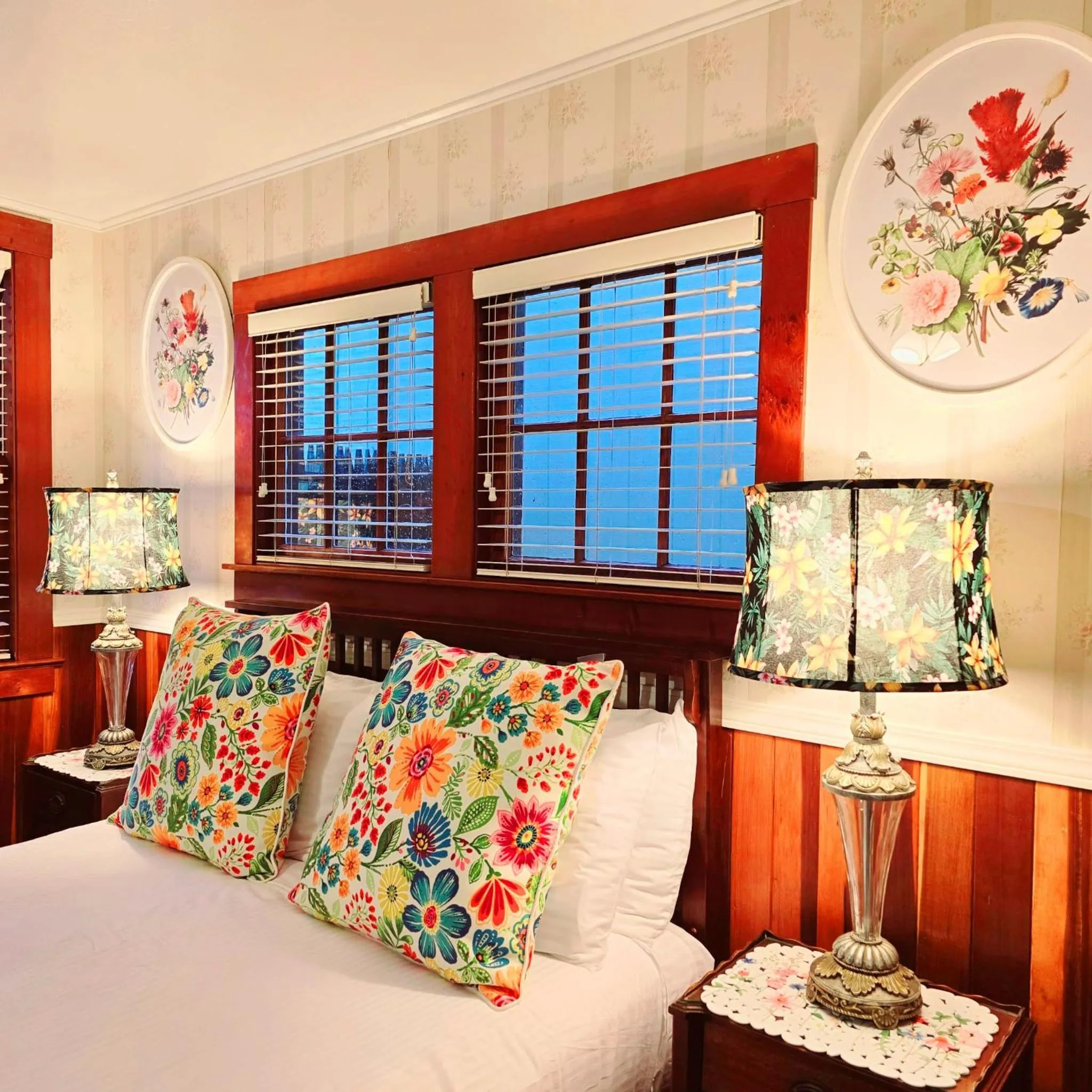 Bed in Miranda Gardens Resort