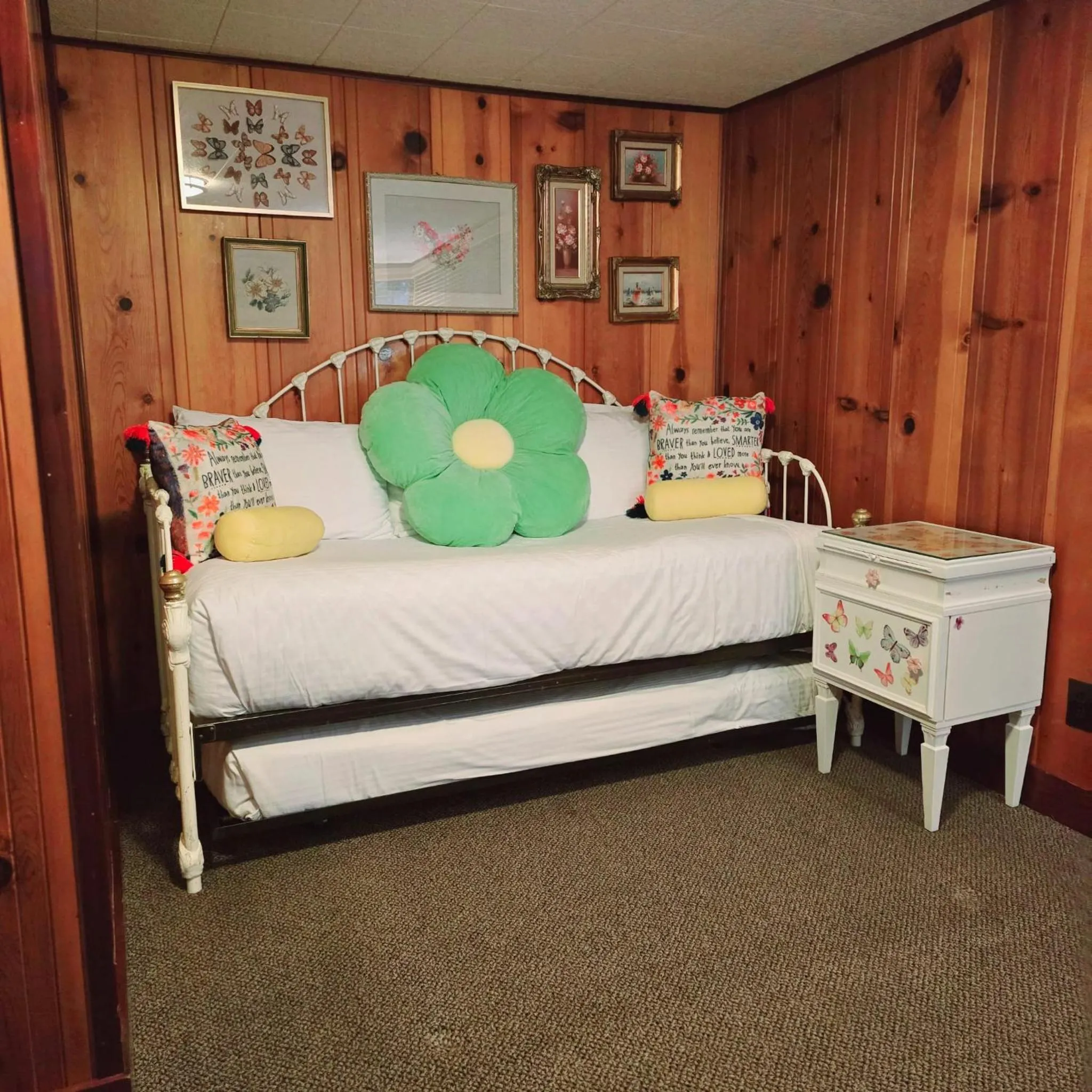 Bed in Miranda Gardens Resort