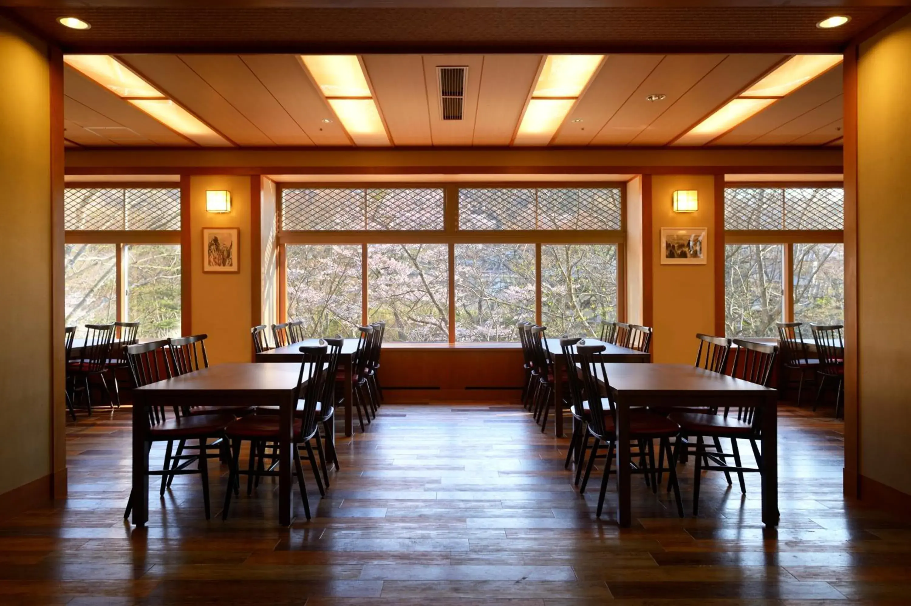 Restaurant/places to eat in Akiu Grand Hotel Restaurant/places to eat in Akiu Grand Hotel