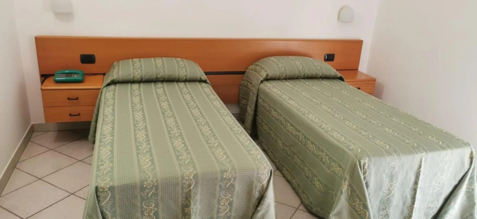 Twin Room with Private Bathroom in Hotel San Francesco