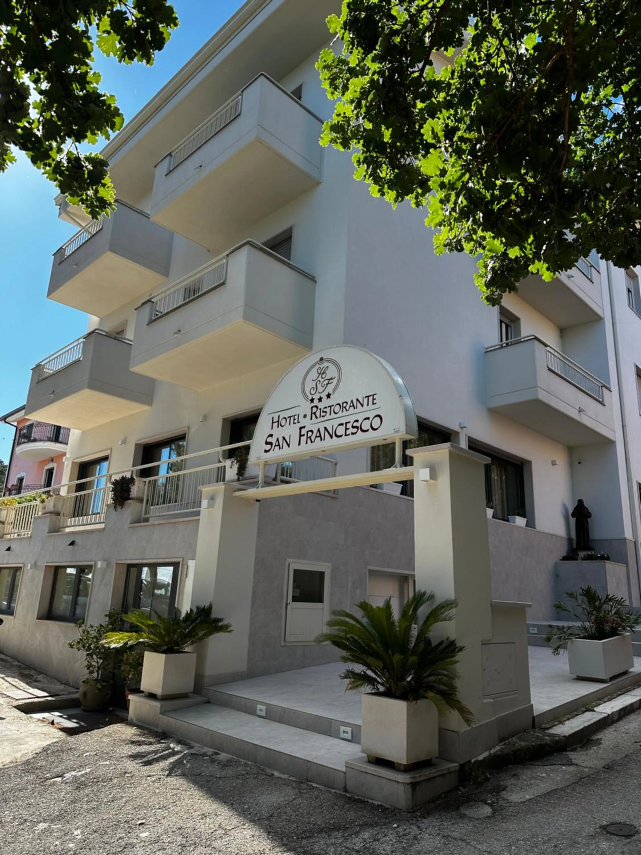 Property building in Hotel San Francesco