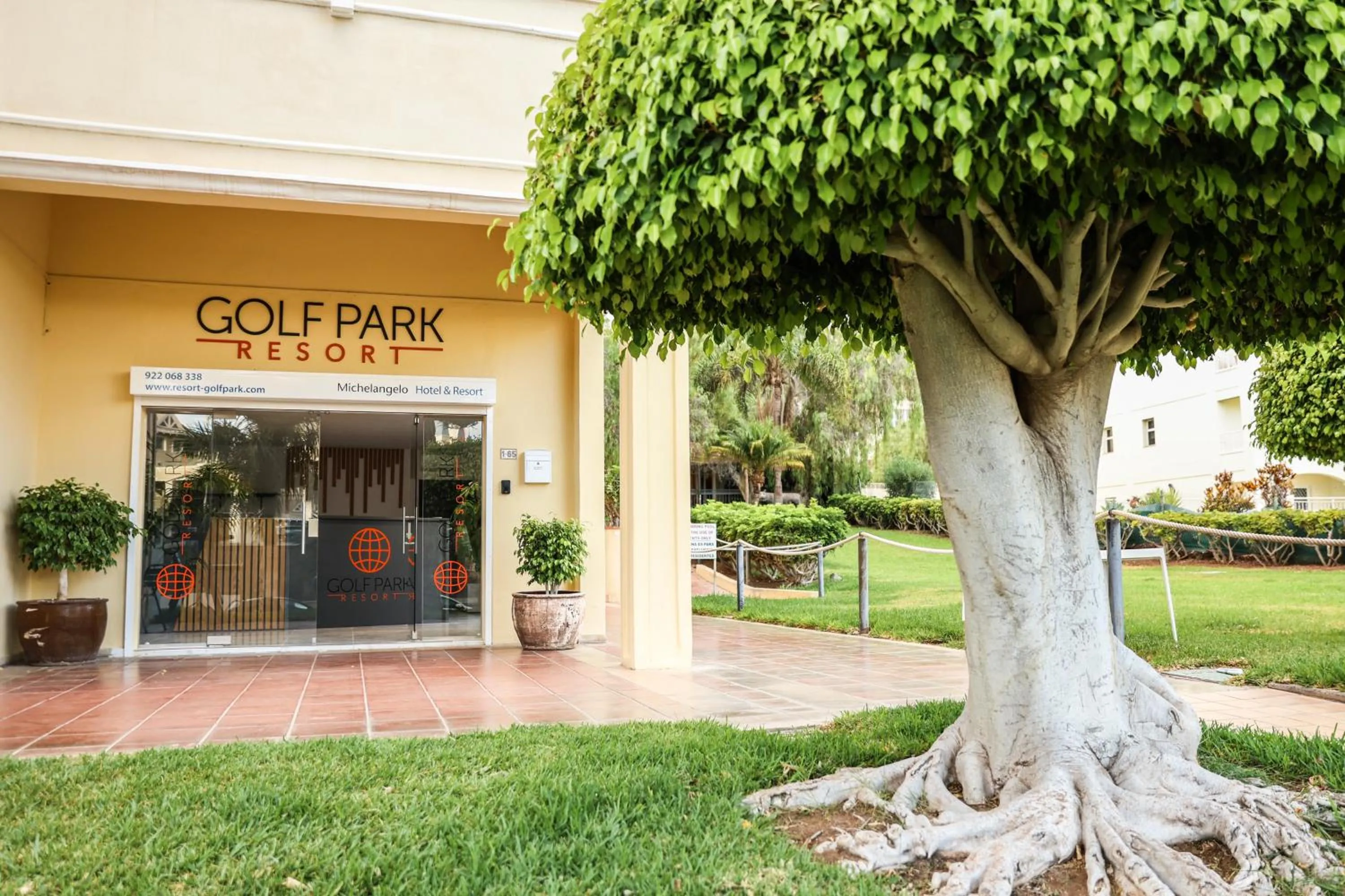 Michelangelo Resort Apartments