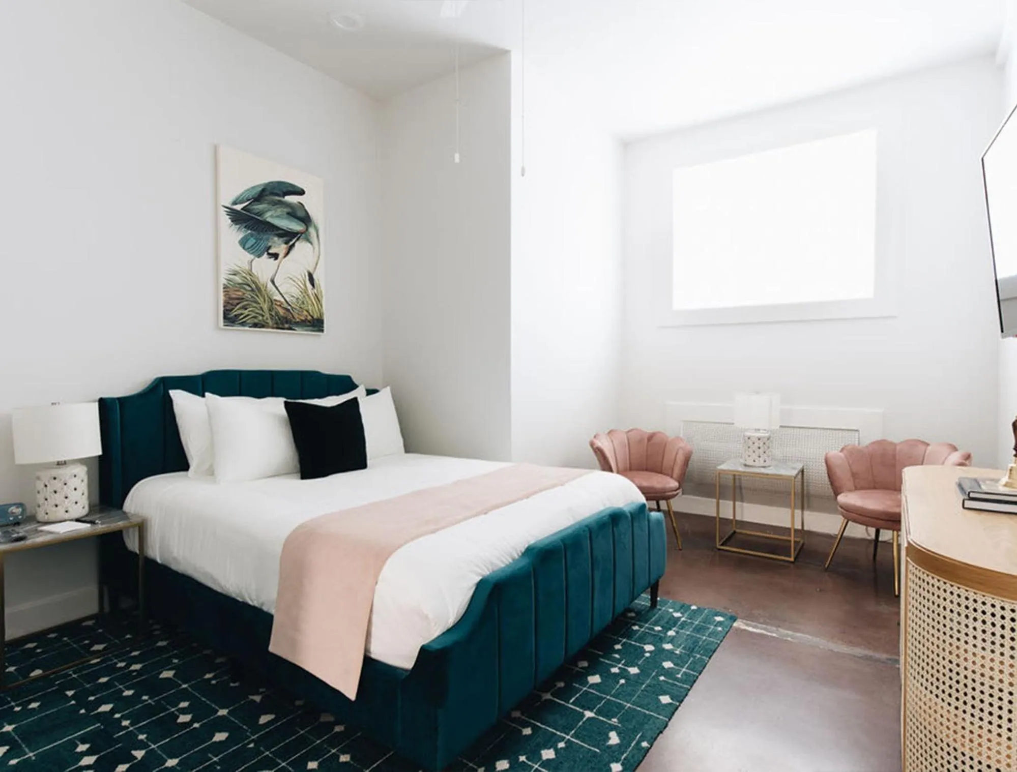 Bedroom, Bed in The Bellwether Hotel