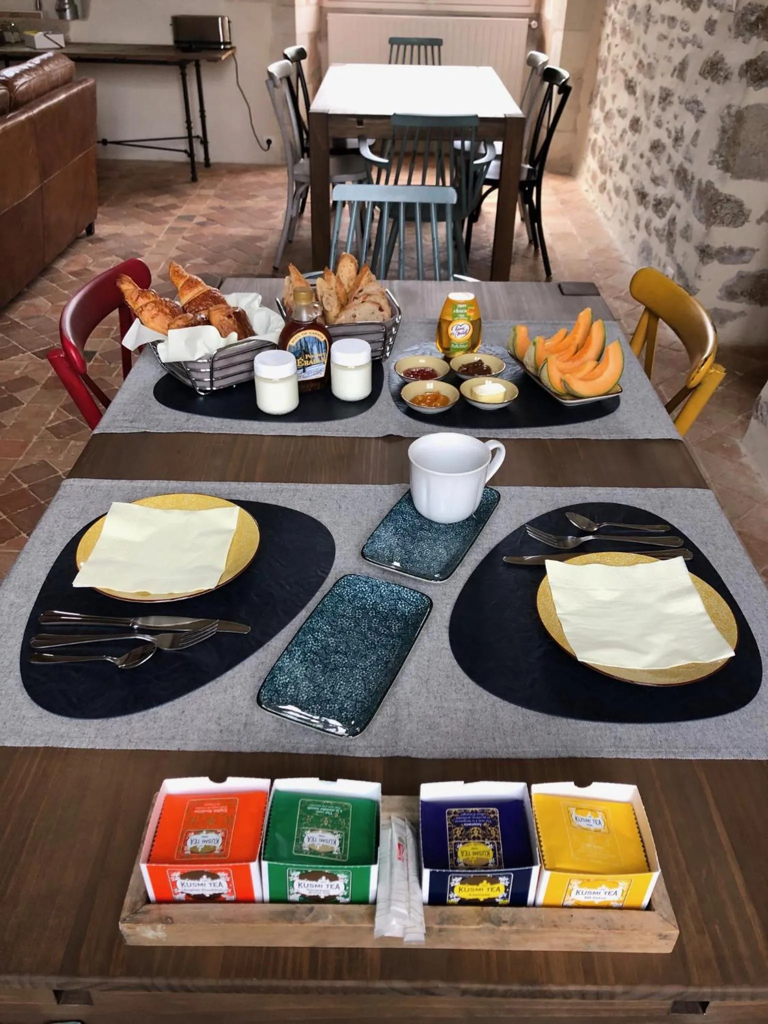 Continental breakfast in Château de la Garnison