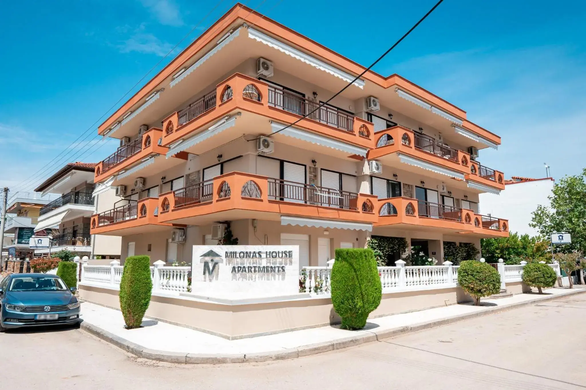 Milonas House Apartments Milonas House Apartments