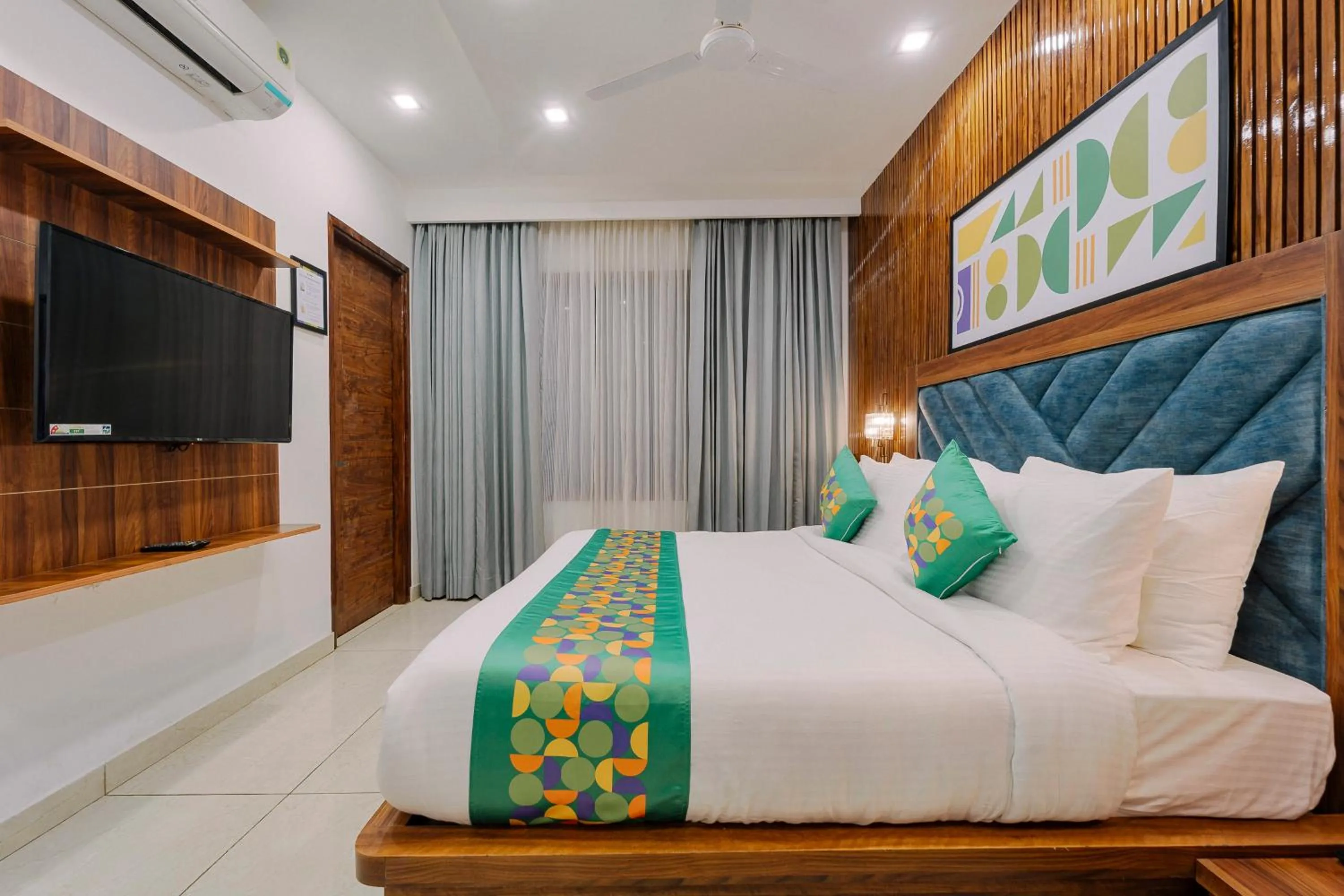 Bedroom, Bed in Treebo Hilldaar Dalhousie