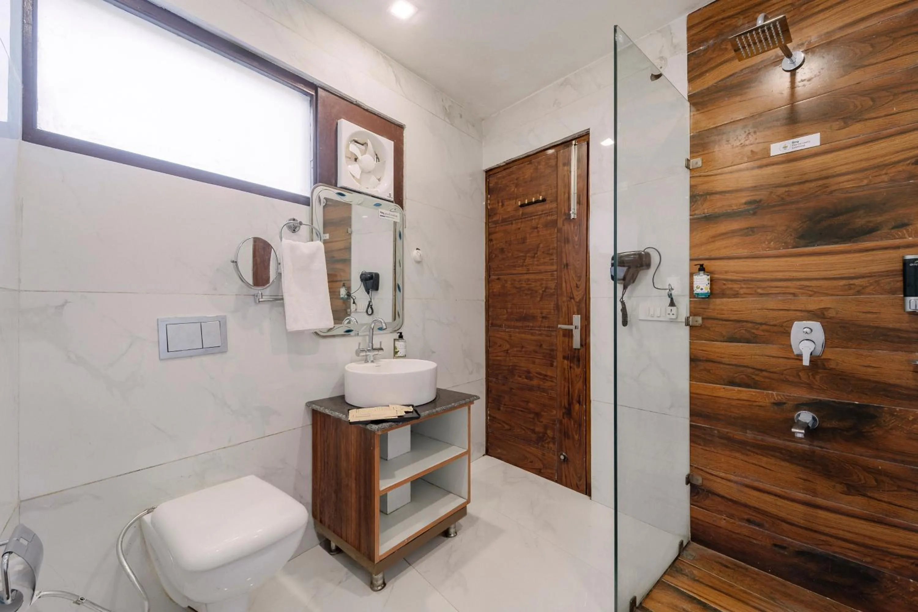 Bathroom in Treebo Hilldaar Dalhousie