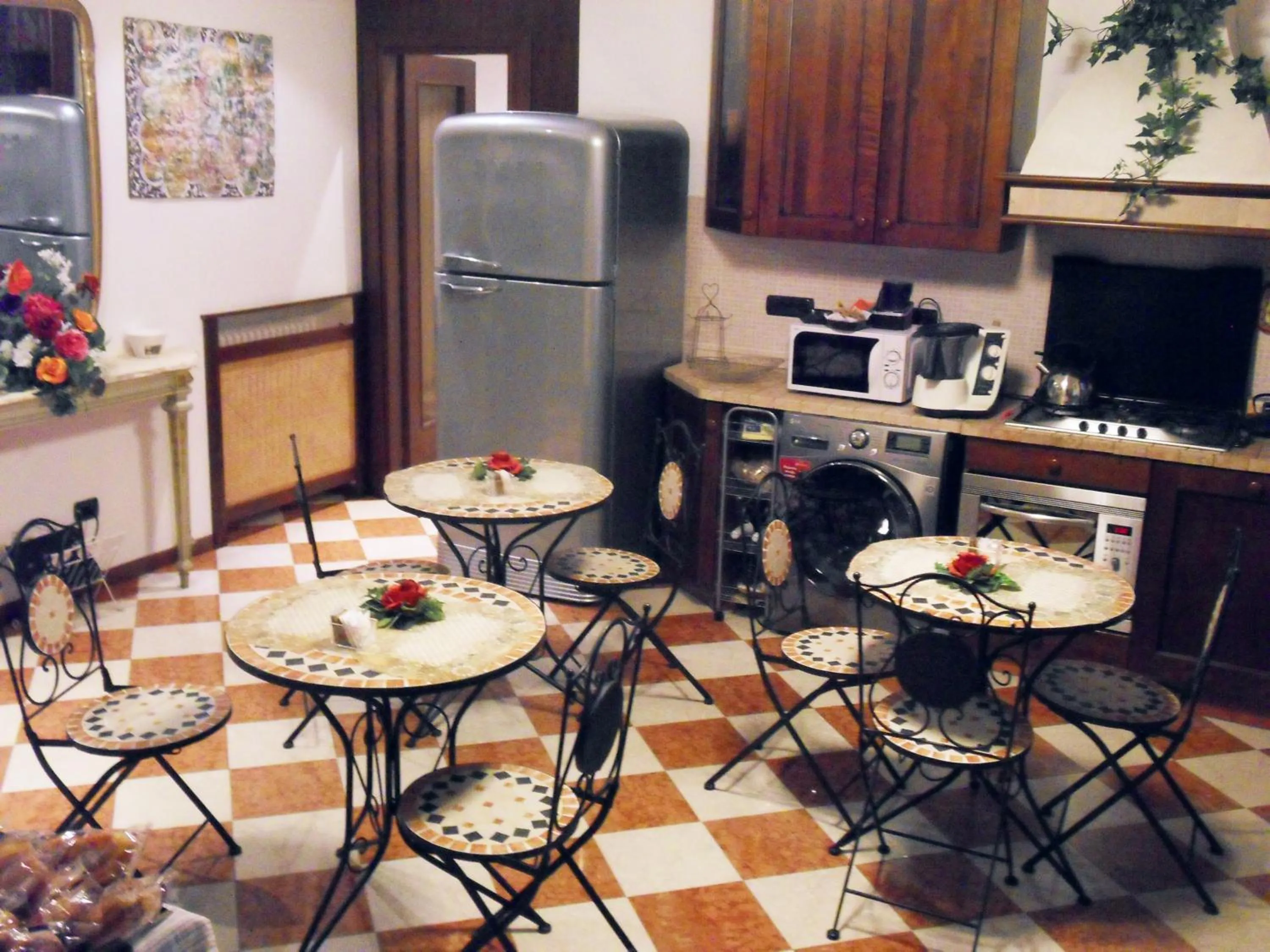 Restaurant/places to eat in Art&Coffee