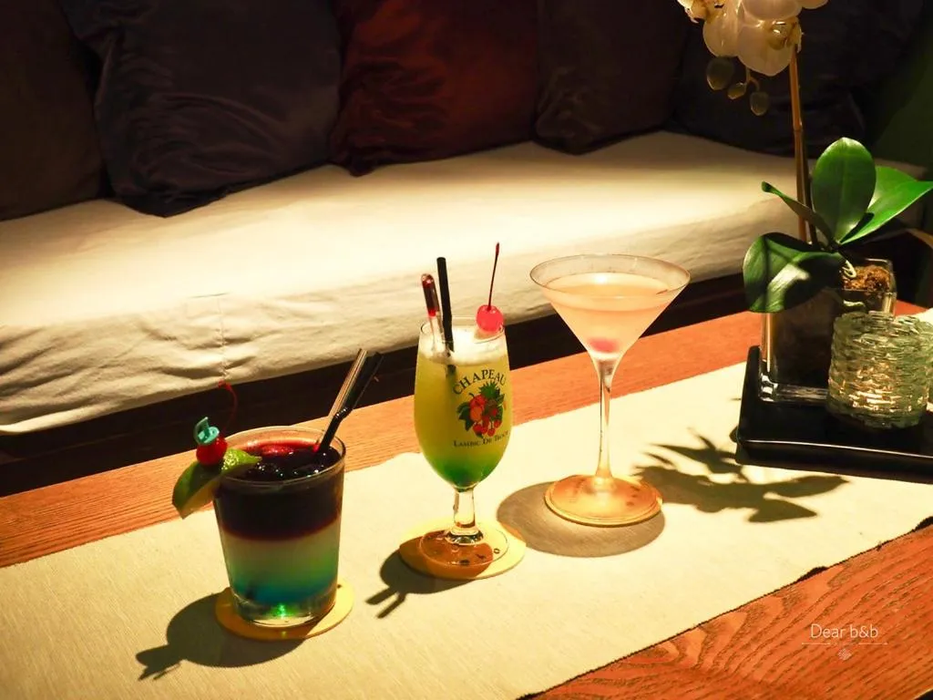 Lounge or bar in The Deer Head Inn