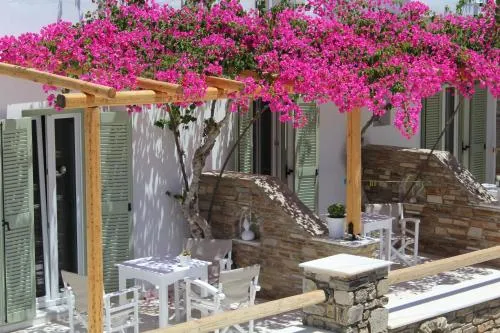 Aegeo Inn