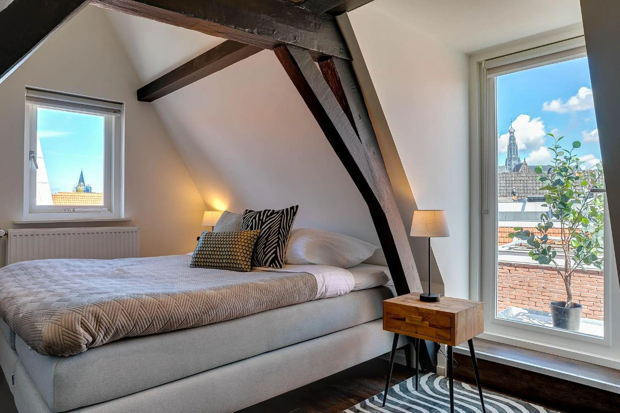 Bed in Haarlem Hotel Suites