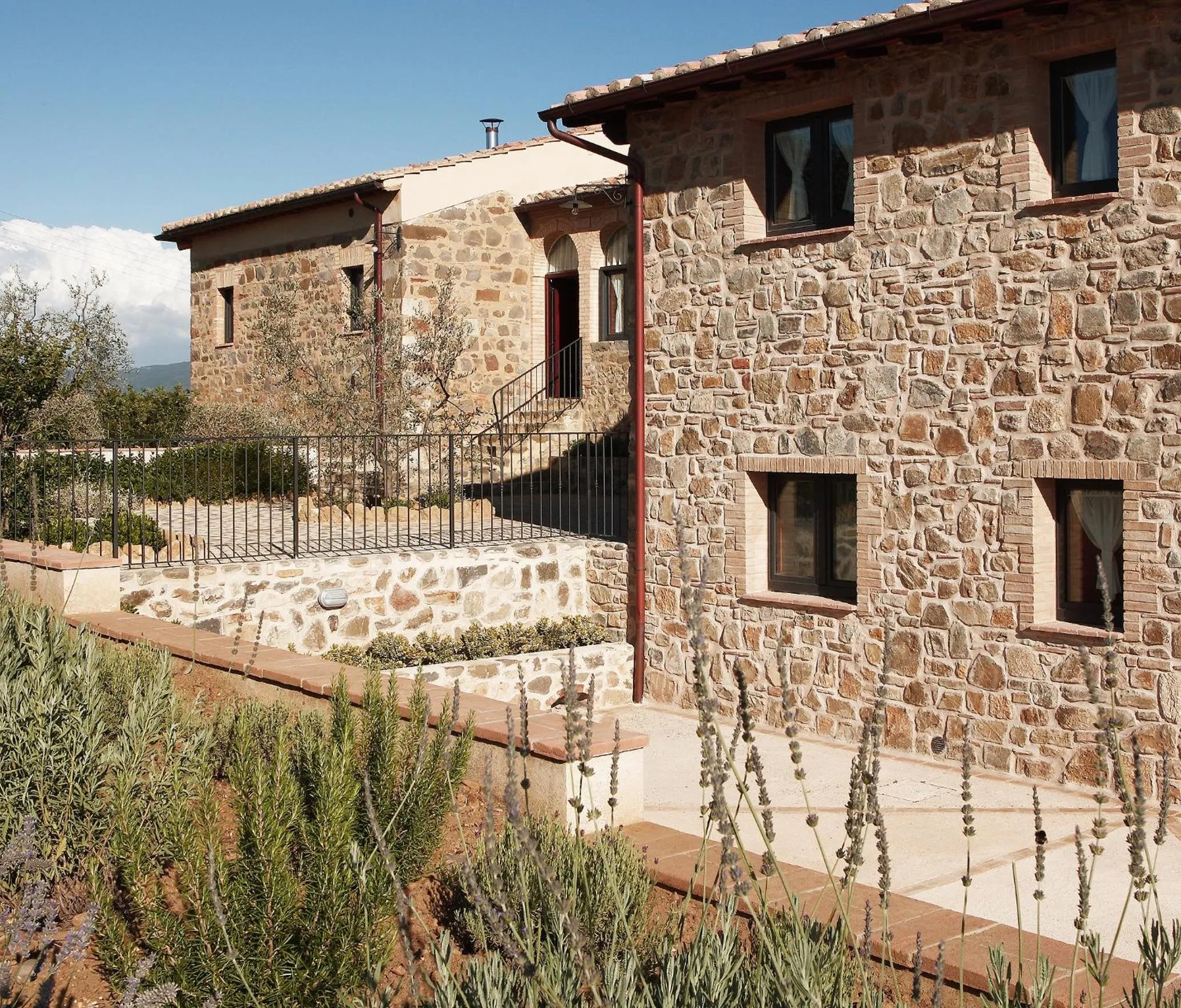 Facade/entrance in Agriturismo Il Poggione