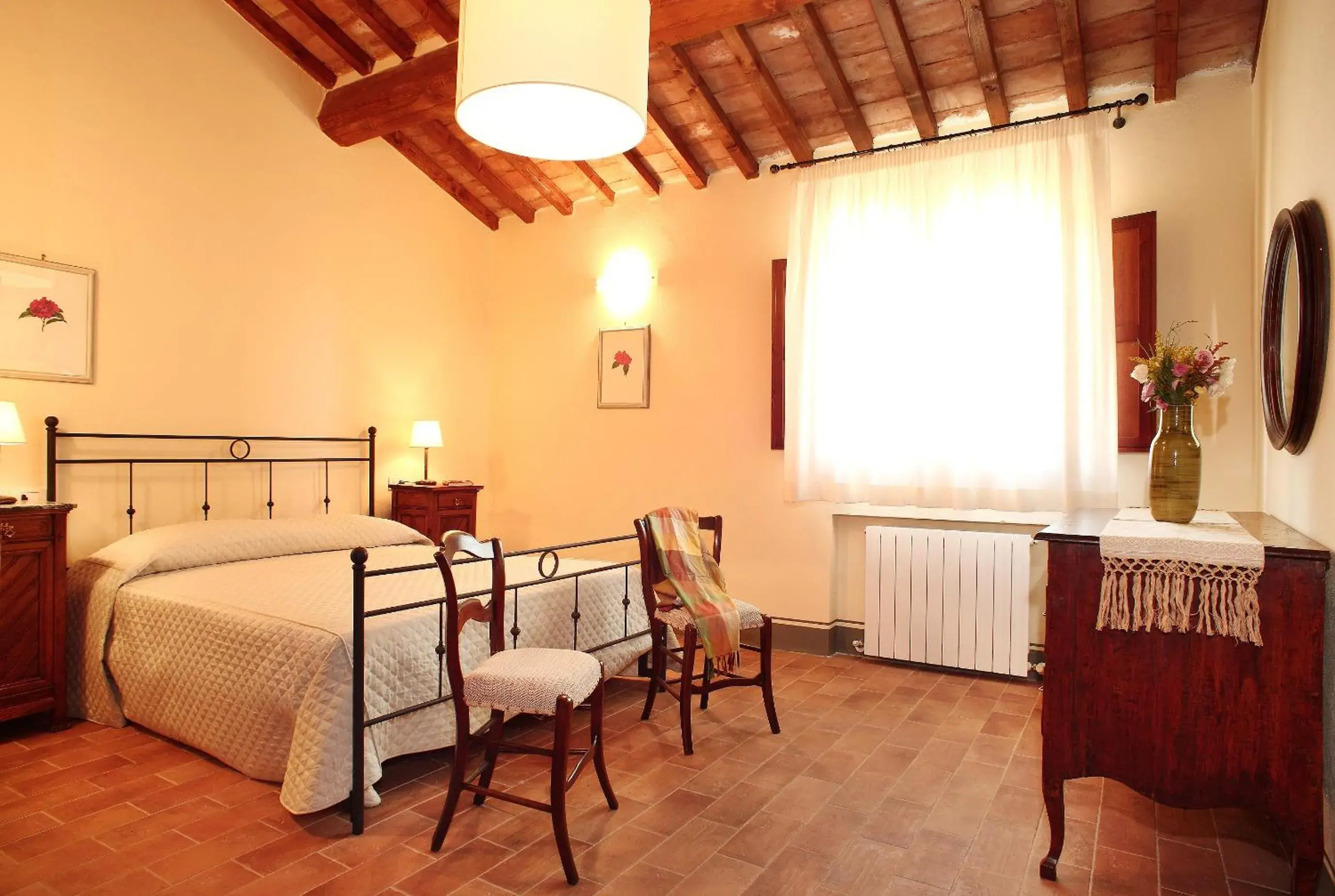 Two-Bedroom Apartment - Split Level (4 Adults) in Agriturismo Il Poggione Two-Bedroom Apartment - Split Level (4 Adults) in Agriturismo Il Poggione