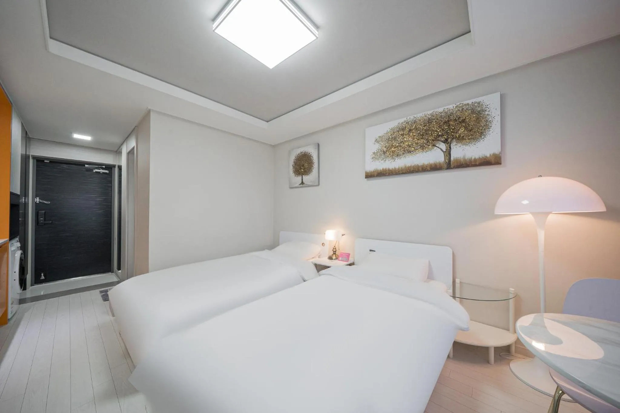 Bed in Daegu Starbnb DSR Residence Hotel lily