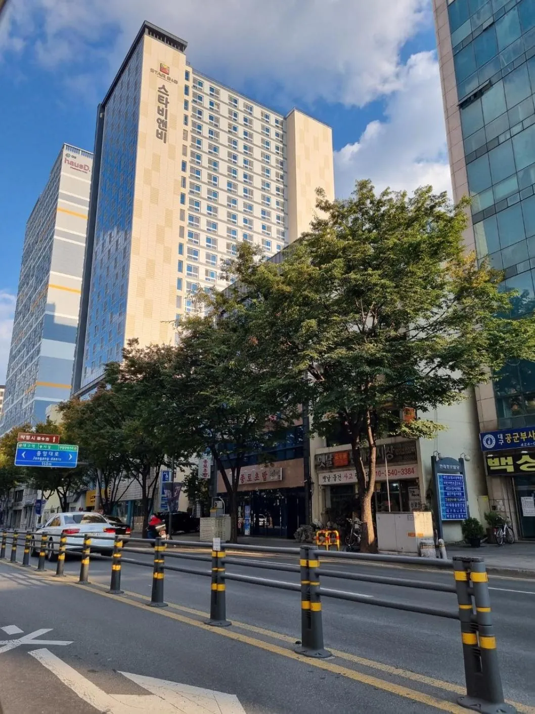 Property building in Daegu Starbnb DSR Residence Hotel lily