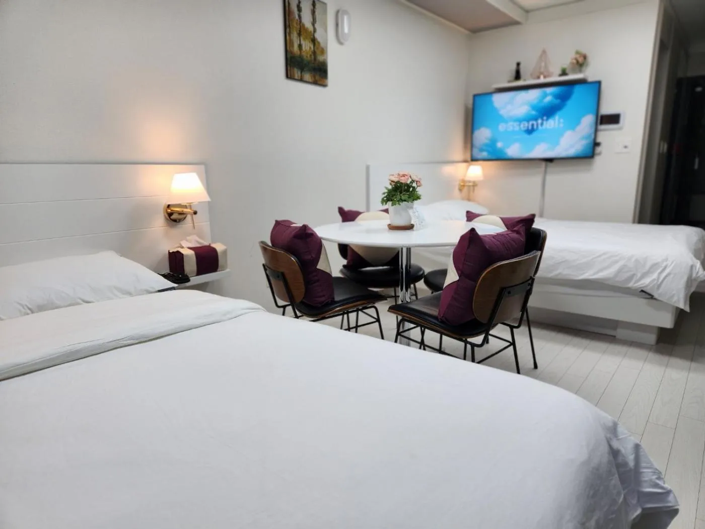Property building, Bed in Daegu Starbnb DSR Residence Hotel lily