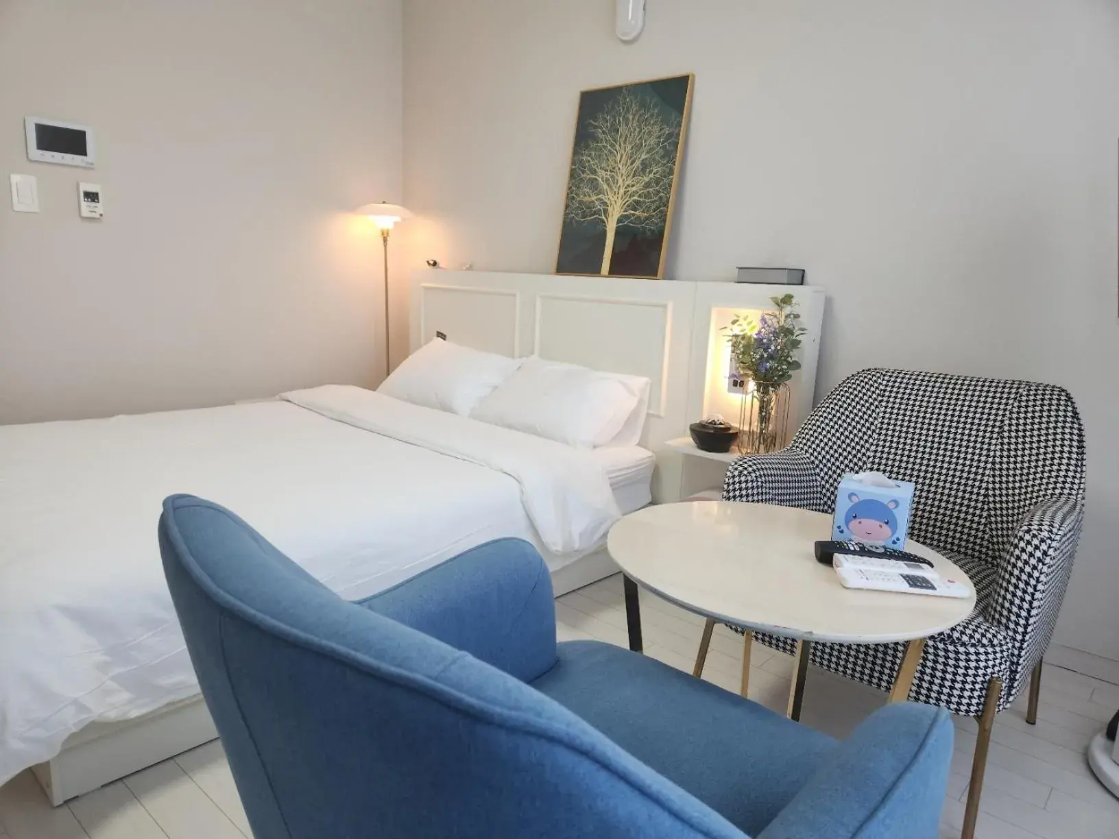 Double Room - single occupancy in Daegu Starbnb DSR Residence Hotel lily Double Room - single occupancy in Daegu Starbnb DSR Residence Hotel lily