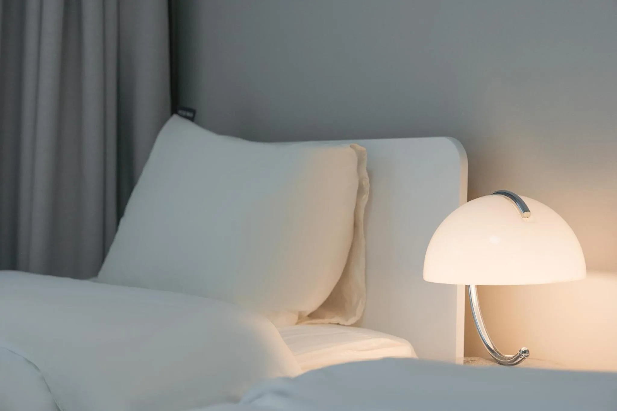 Bed in Daegu Starbnb DSR Residence Hotel lily