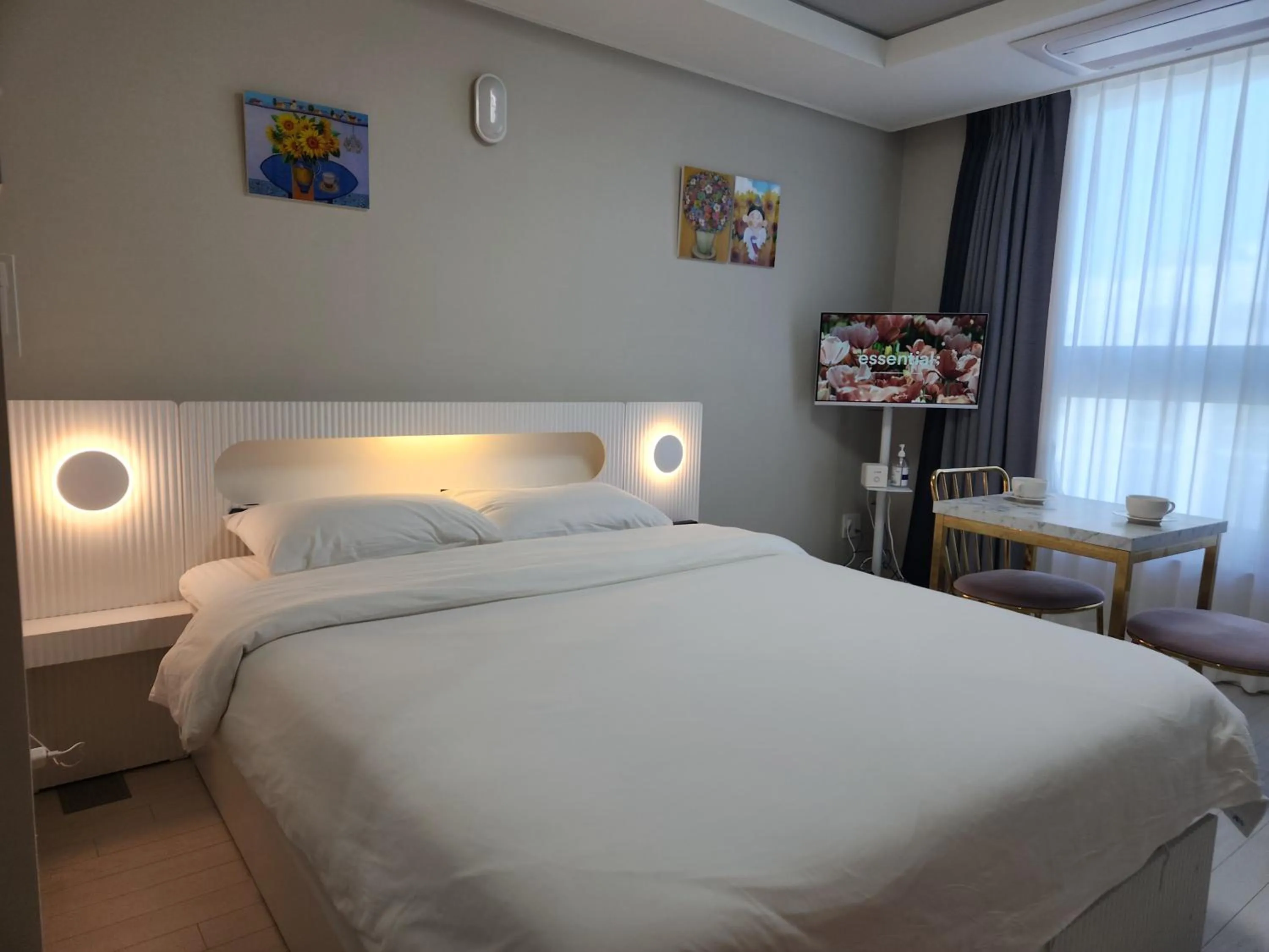 Bed in Daegu Starbnb DSR Residence Hotel lily
