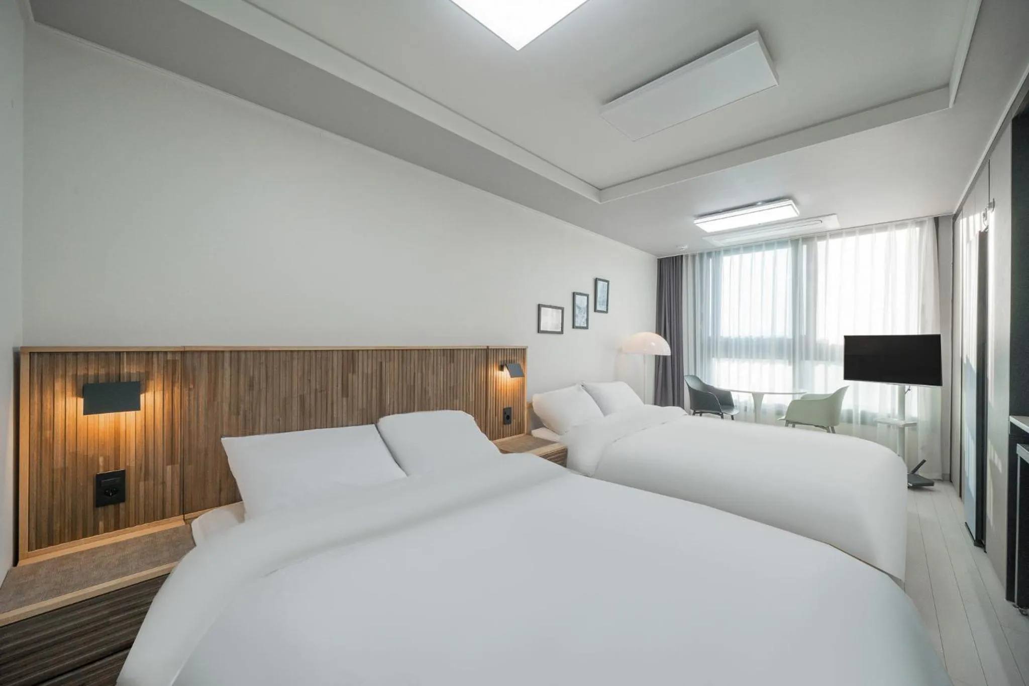 Bed in Daegu Starbnb DSR Residence Hotel lily