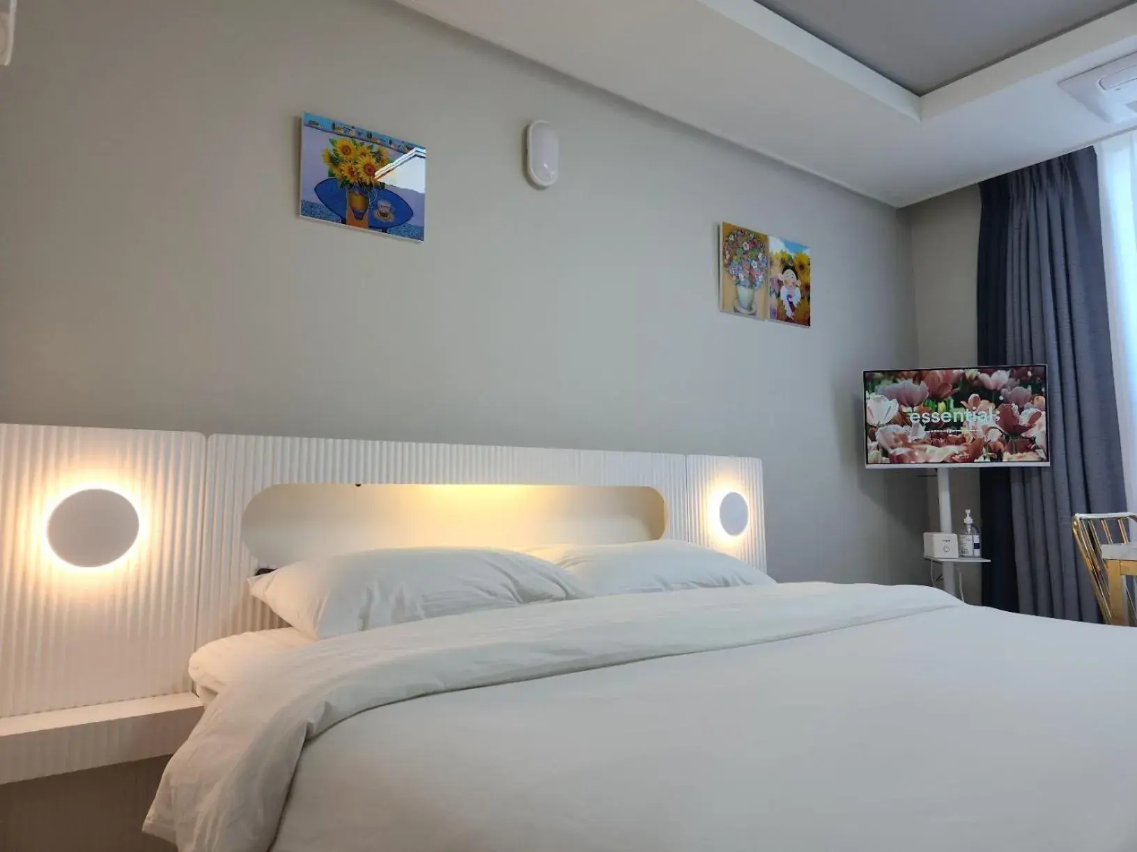 Double Room - single occupancy in Daegu Starbnb DSR Residence Hotel lily Double Room - single occupancy in Daegu Starbnb DSR Residence Hotel lily