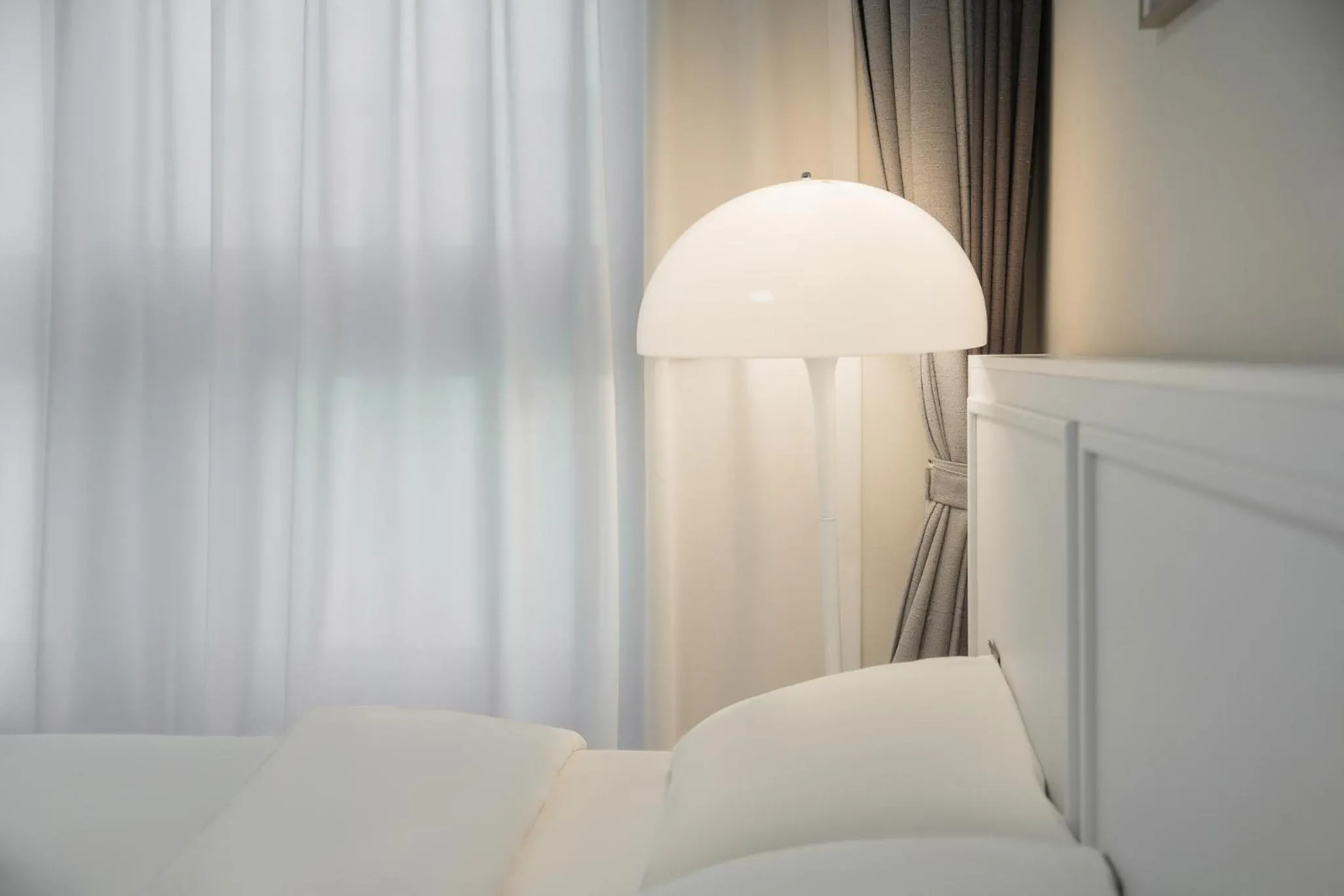 Bed in Daegu Starbnb DSR Residence Hotel lily