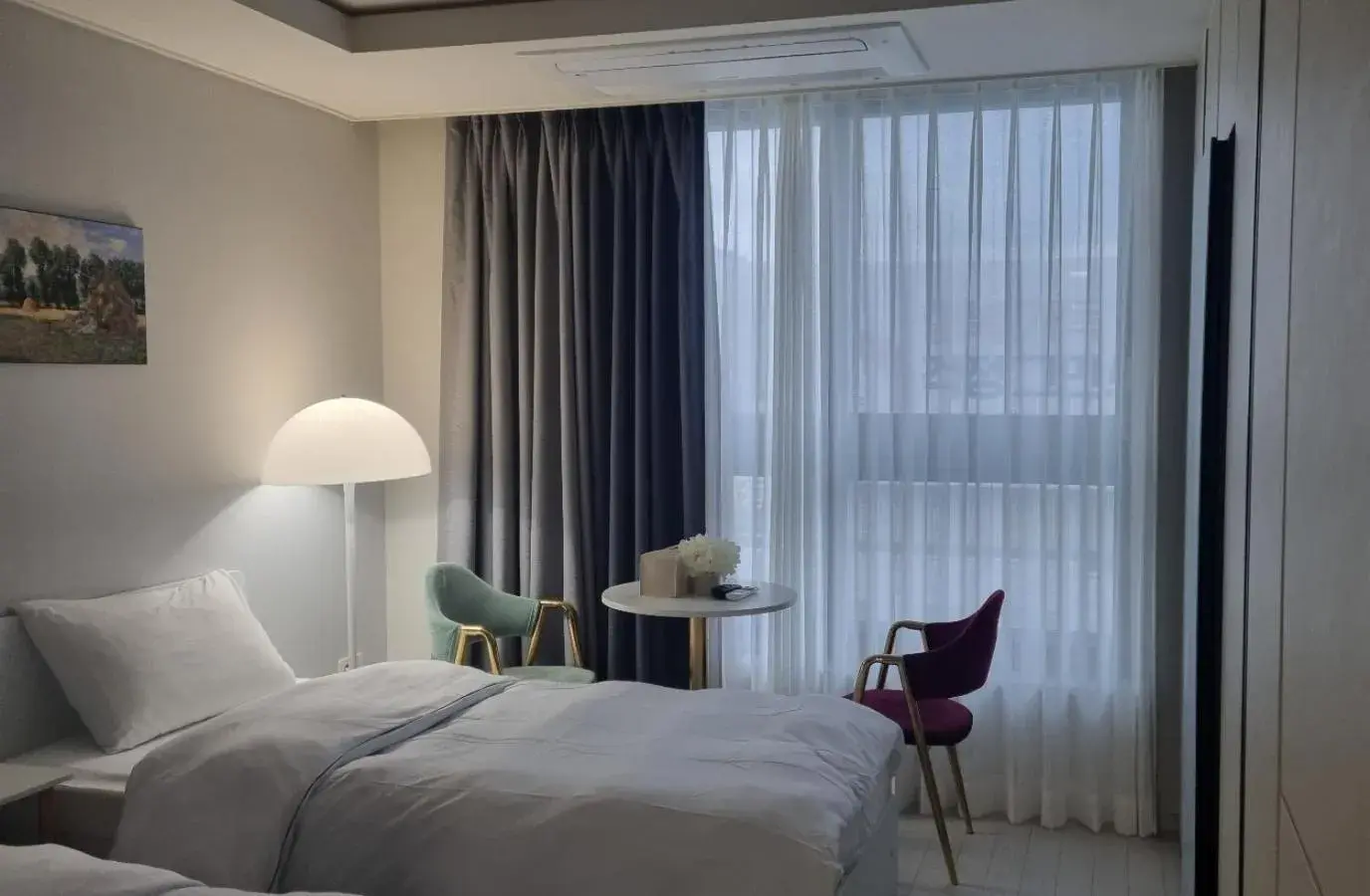 Double or Twin Room in Daegu Starbnb DSR Residence Hotel lily Double or Twin Room in Daegu Starbnb DSR Residence Hotel lily