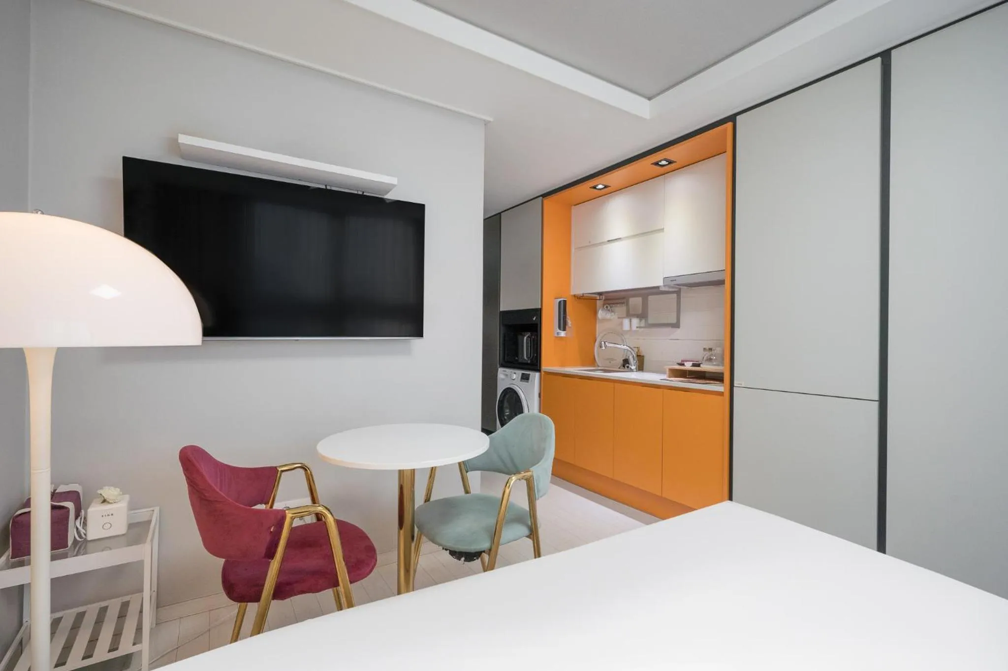 TV and multimedia, Bed in Daegu Starbnb DSR Residence Hotel lily