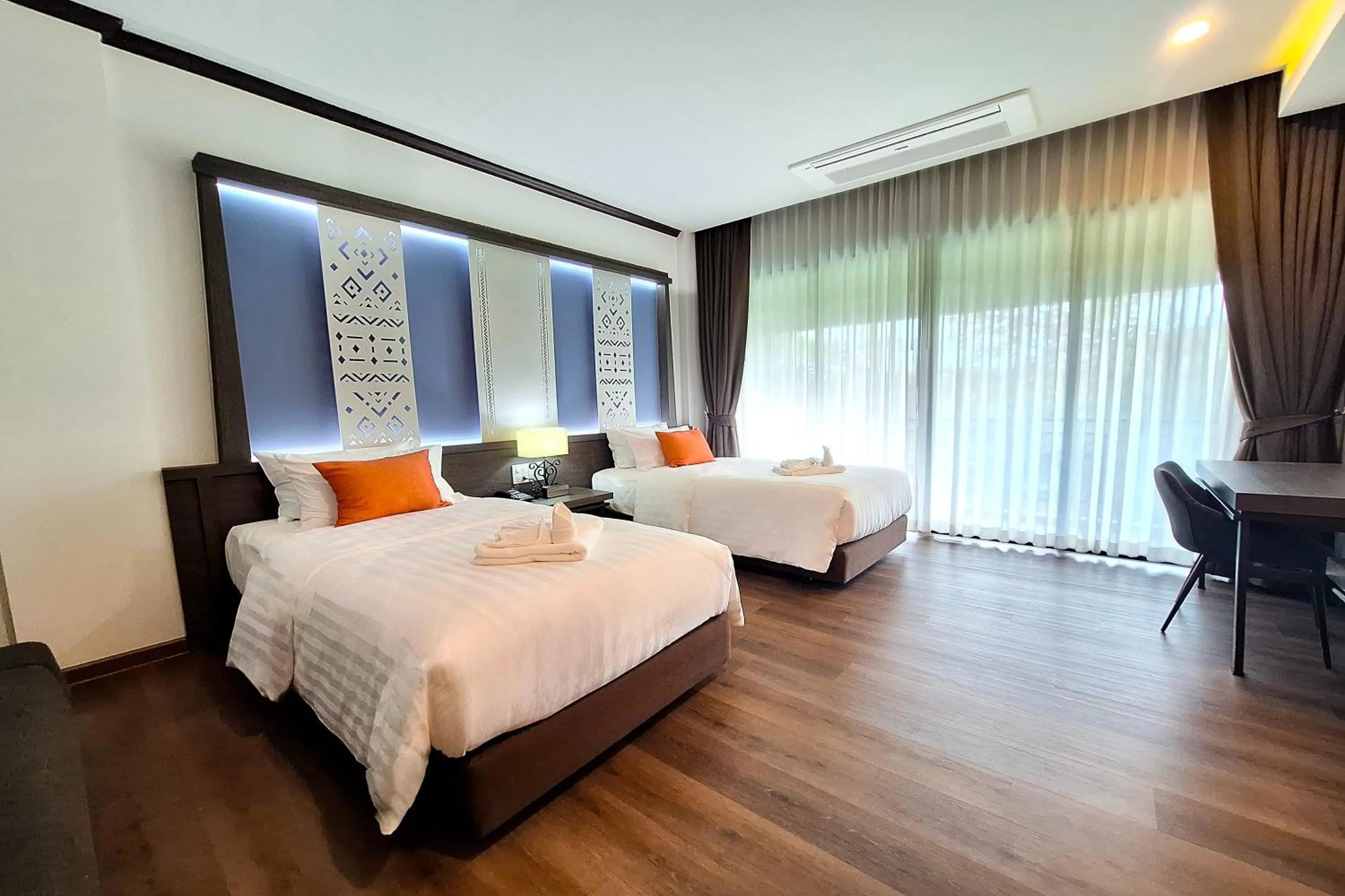 Photo of the whole room, Bed in Na Napa Wellness Spa & Resort