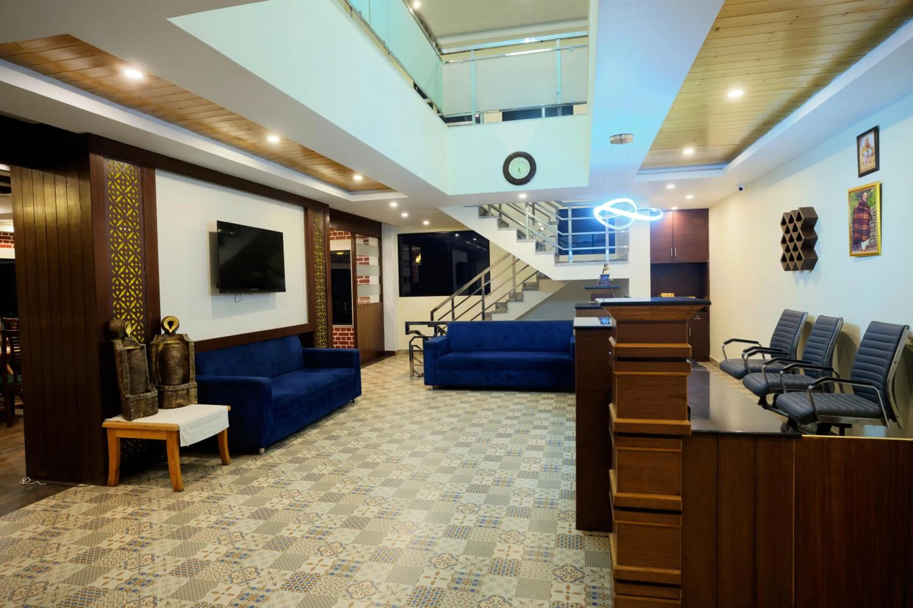 Lobby or reception in Trideus Mountain Club & Resort, Mussoorie