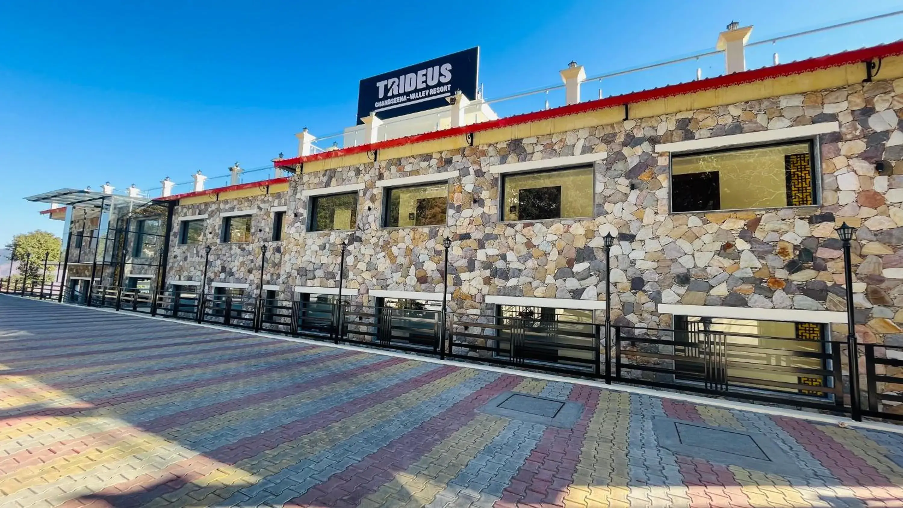 Trideus Mountain Club & Resort, Mussoorie Trideus Mountain Club & Resort, Mussoorie