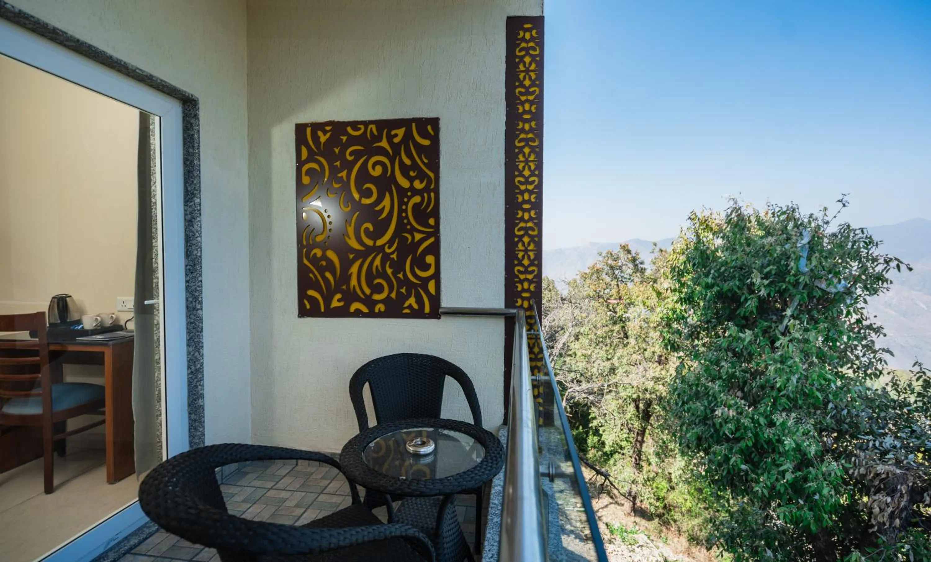 Trideus Mountain Club & Resort, Mussoorie