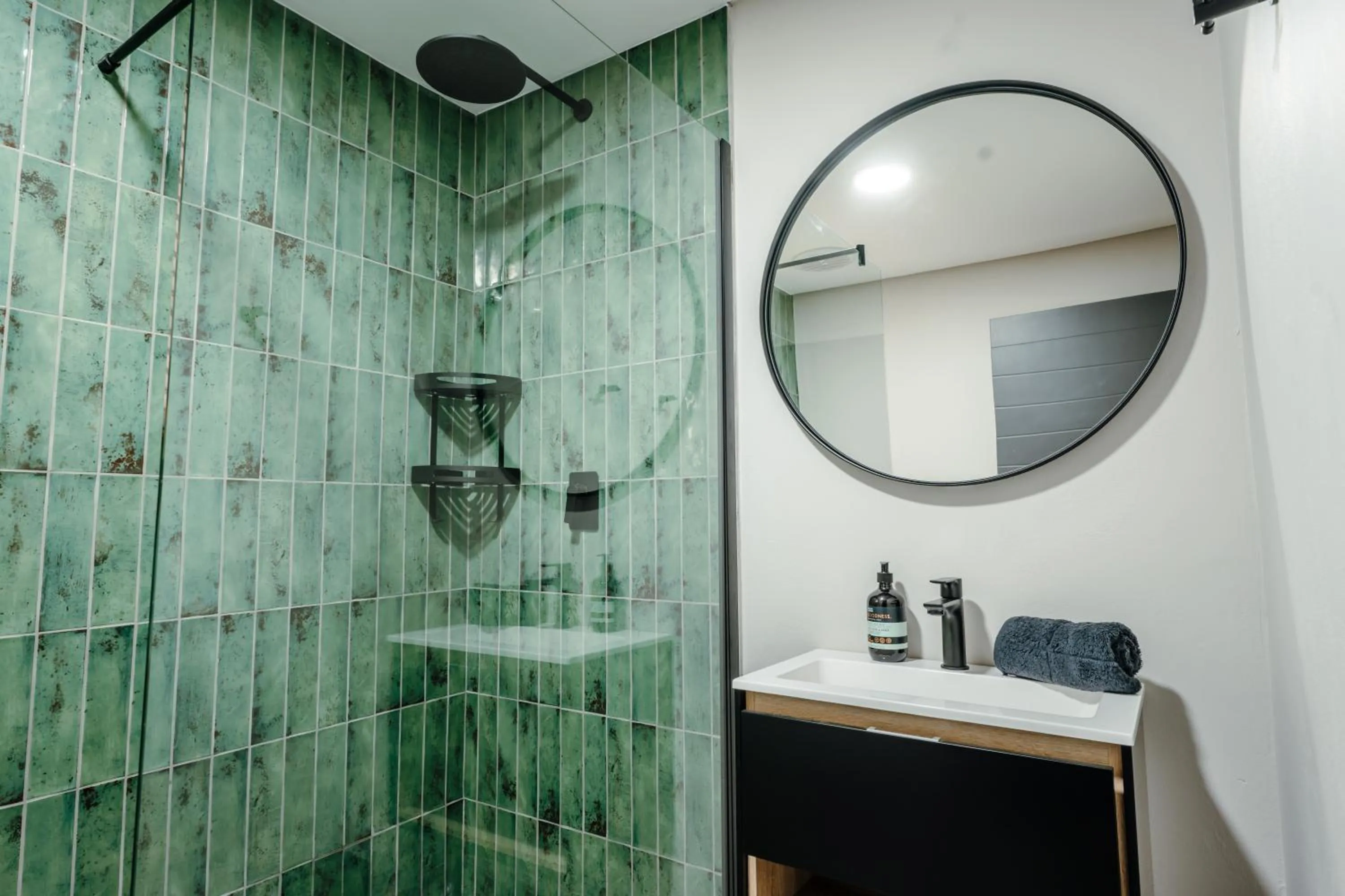 Bathroom in 80 on Thabo