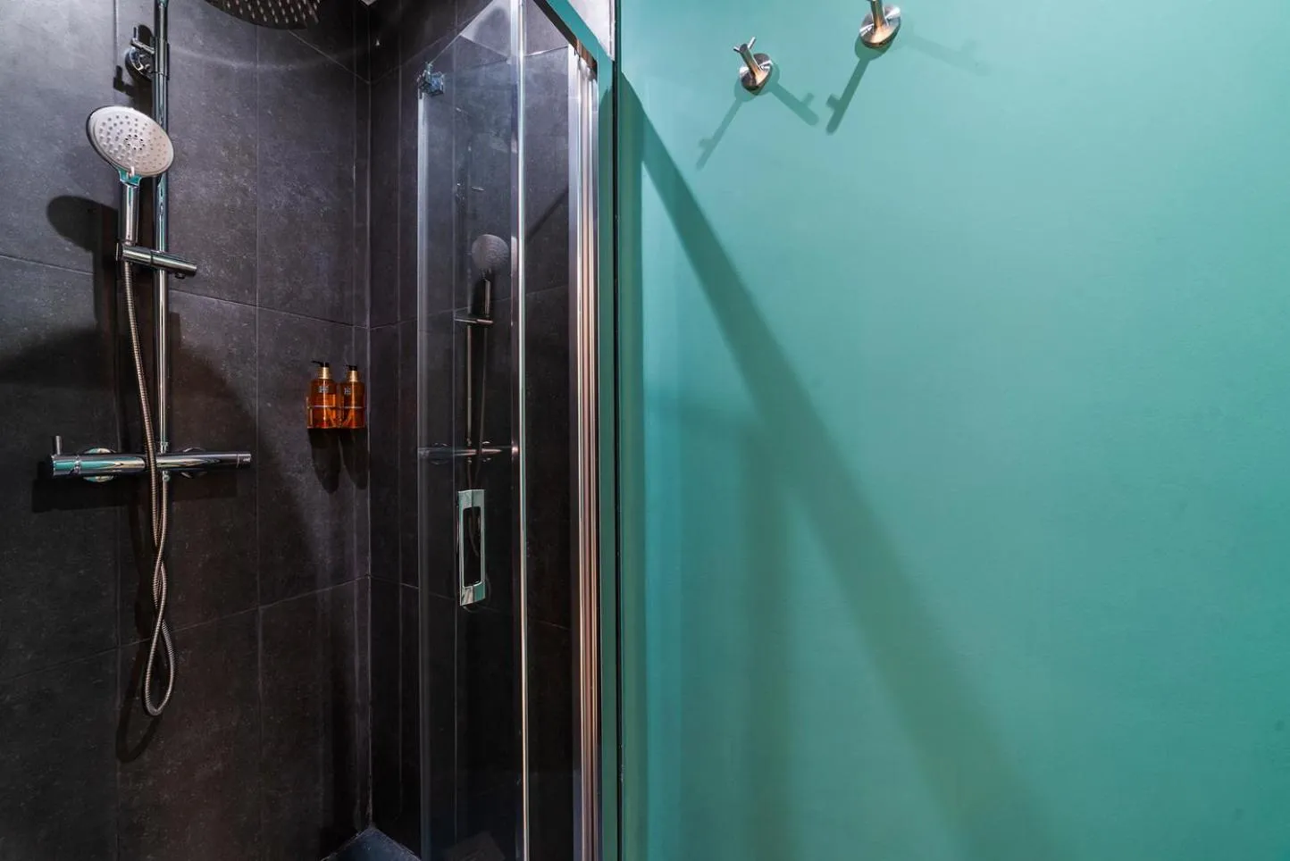 Bathroom in Slow Suites Salvador