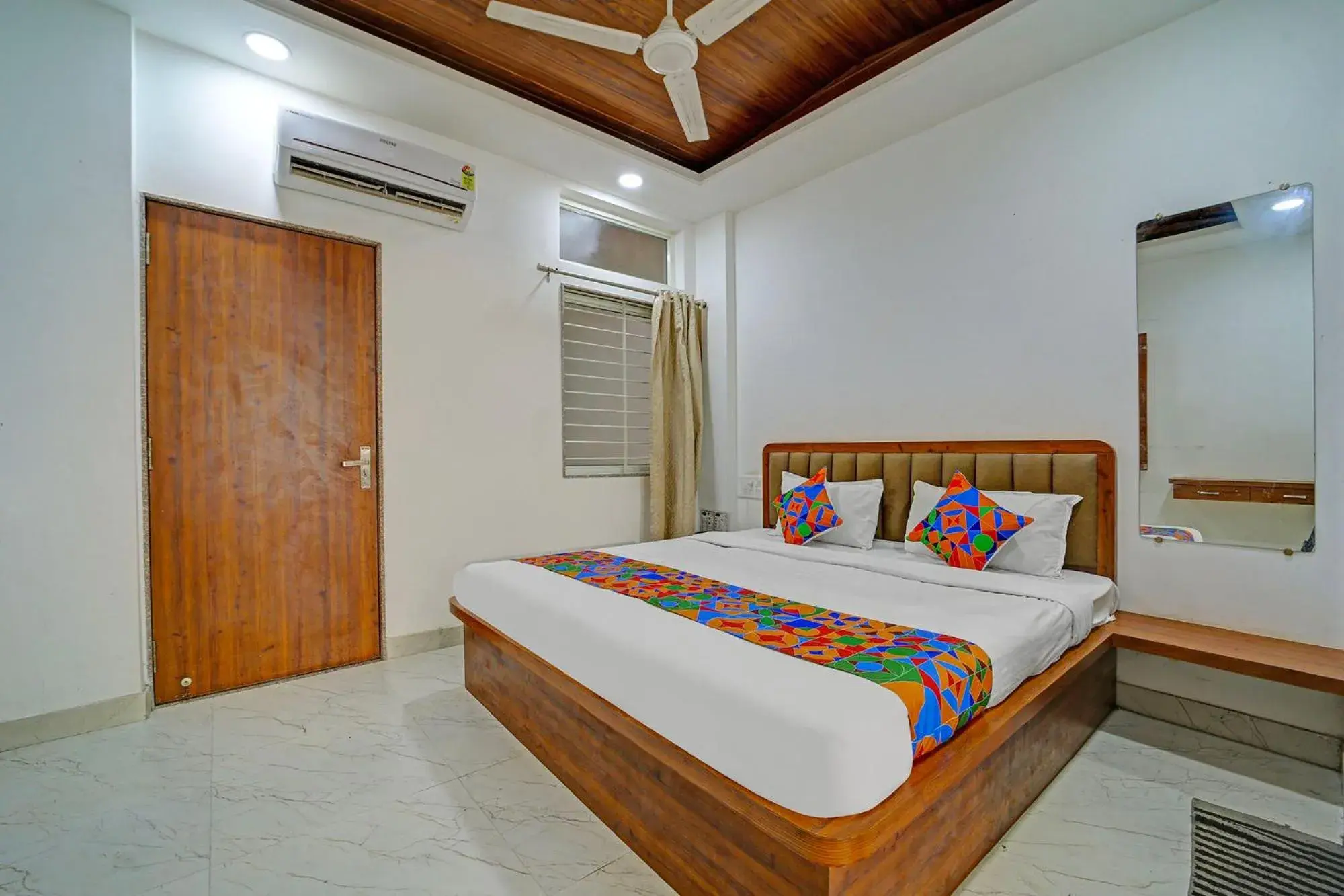 Bed in Via Prathma Bed in Via Prathma